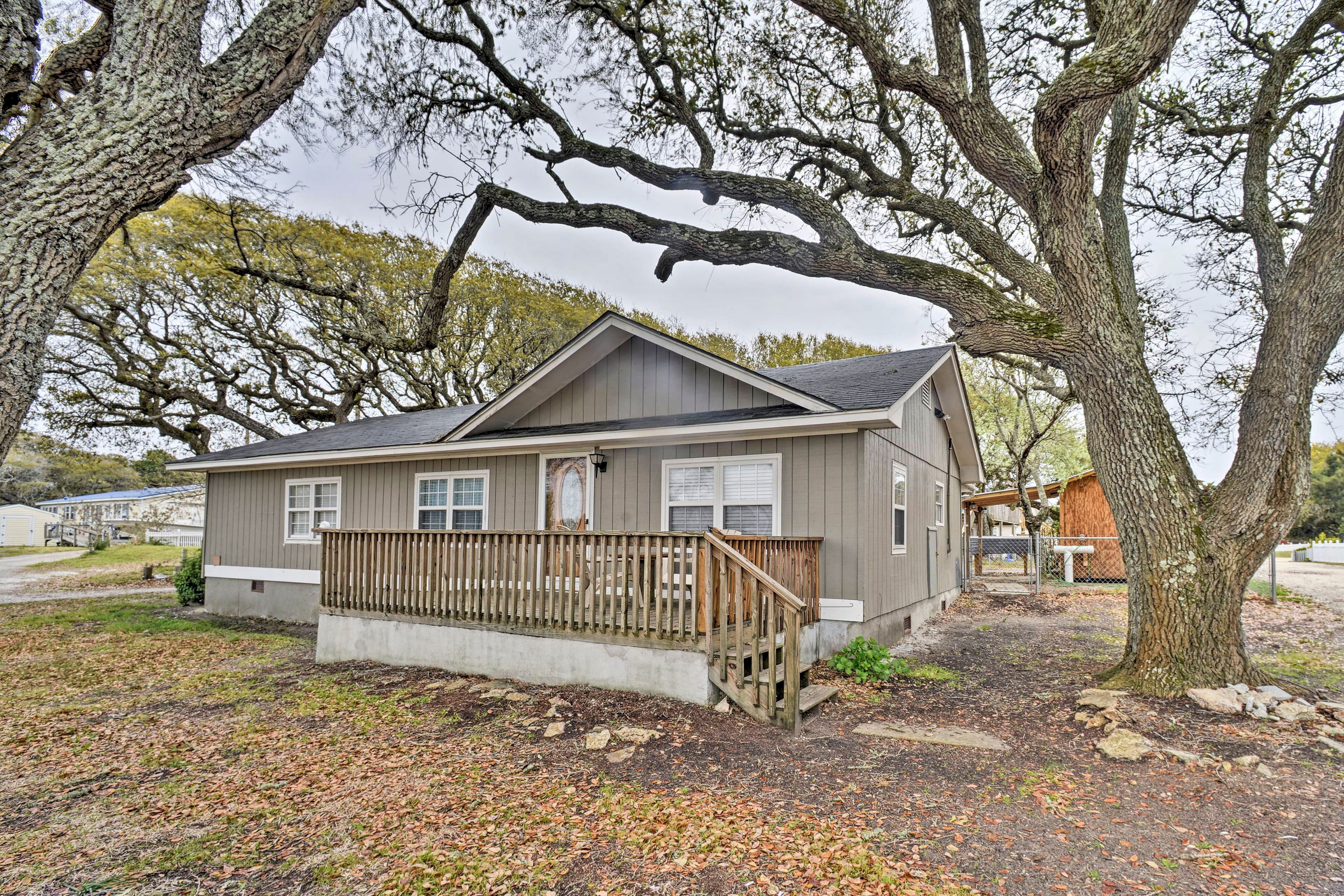 Call this cozy vacation rental house home while staying in Salter Path!