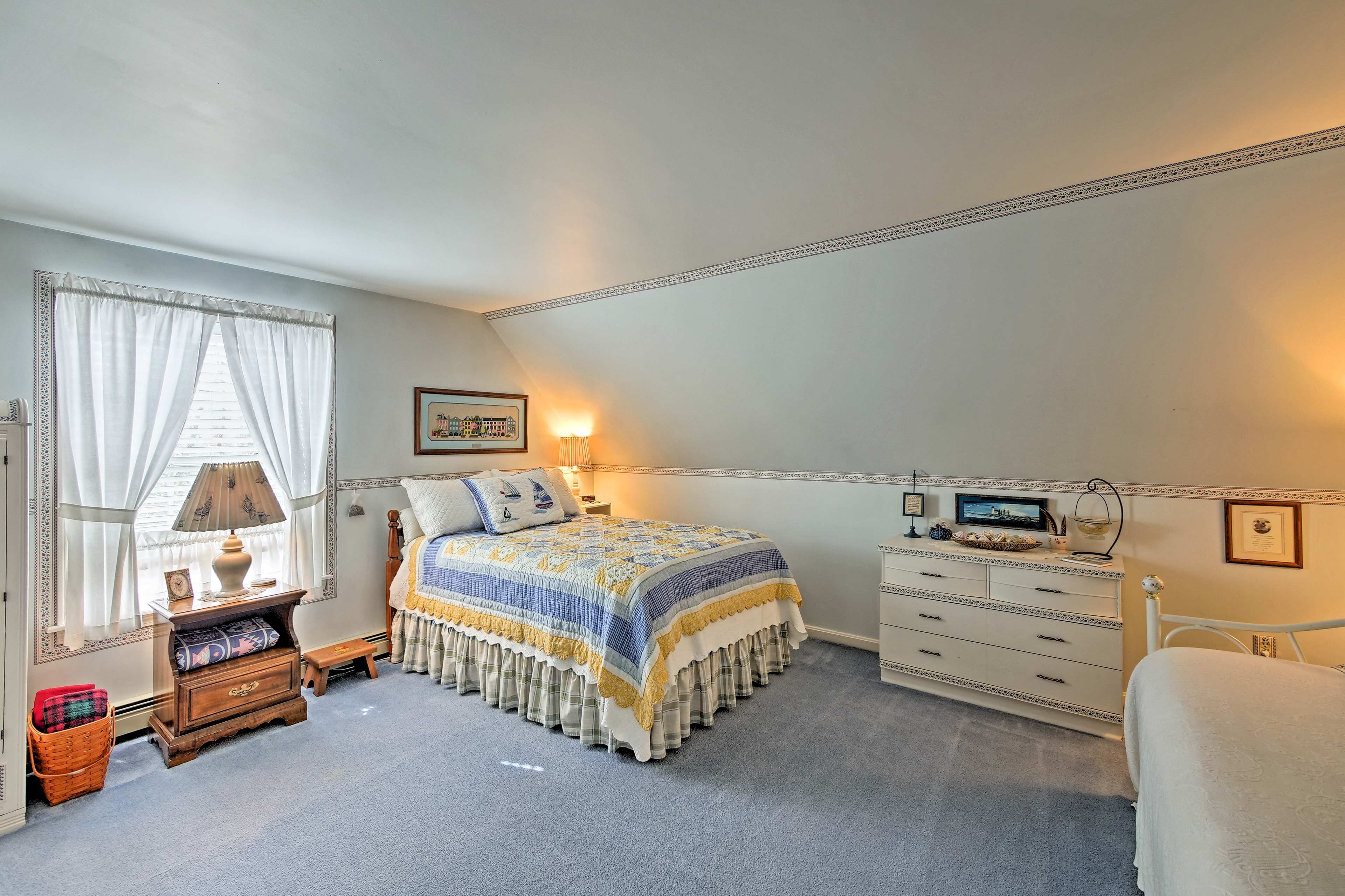 Bedroom 2 | Full bed | Twin Daybed w/ Twin Trundle