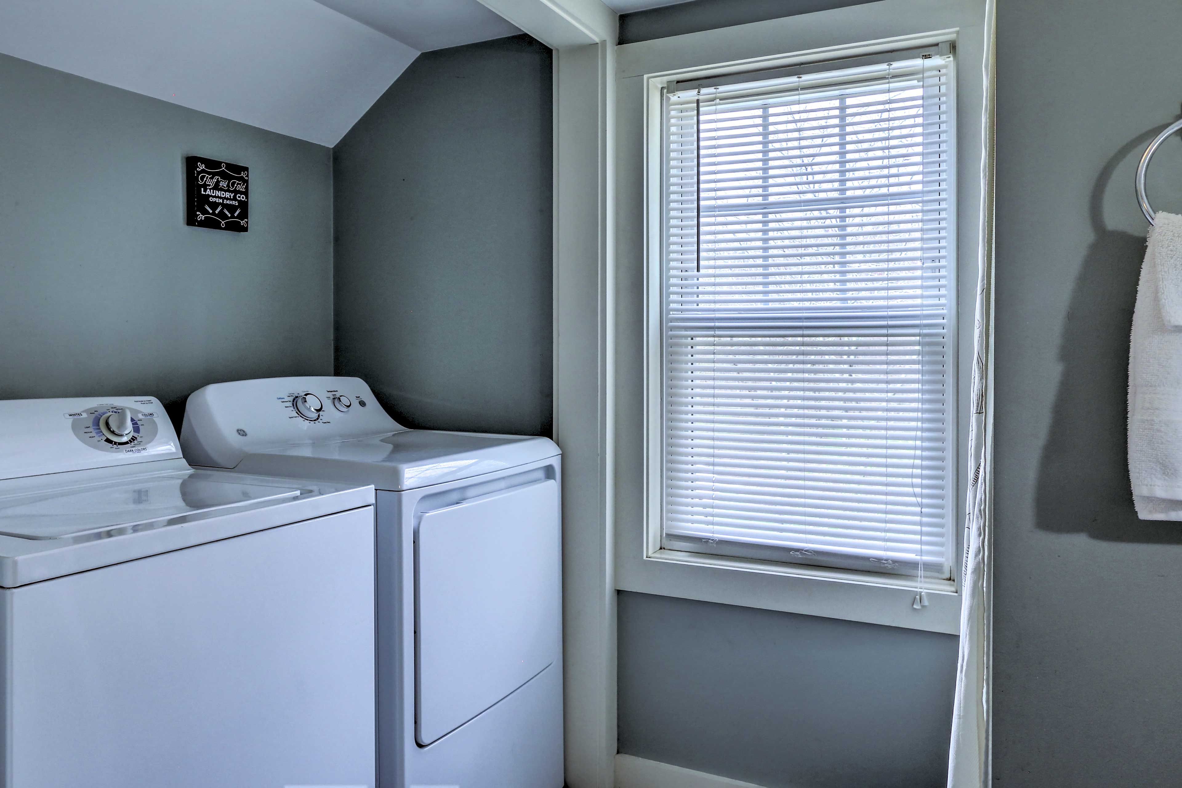 Full Bathroom | Linens/Towels Provided