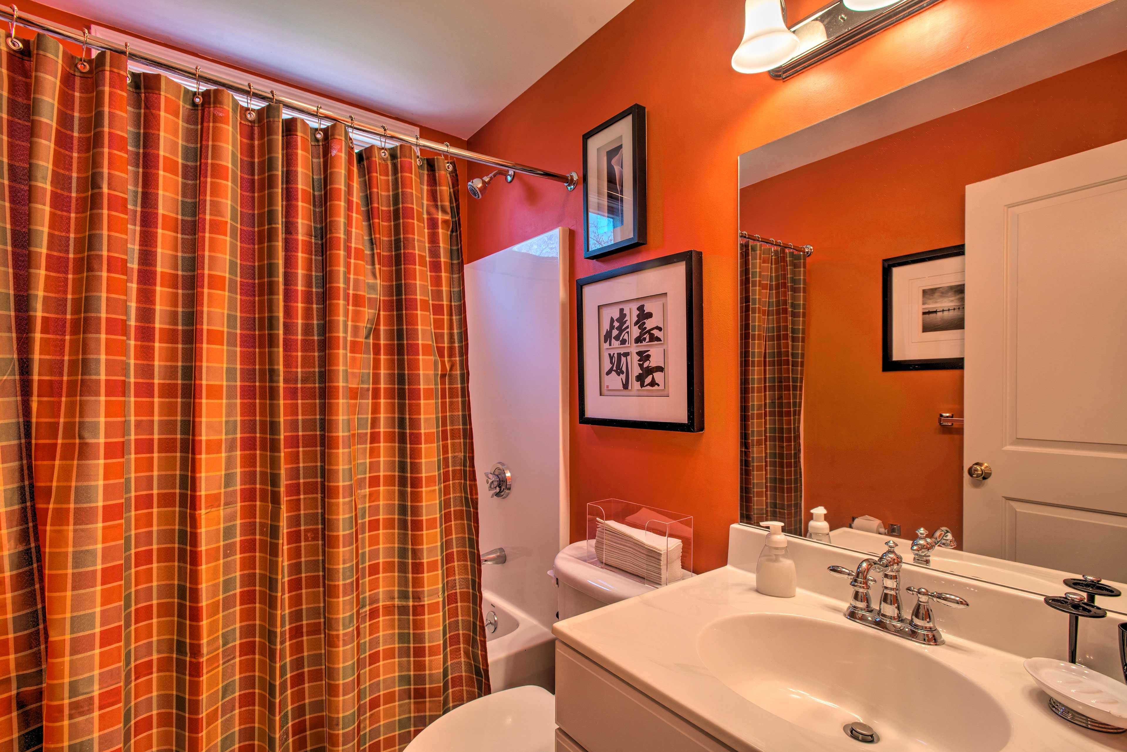 Full Bathroom