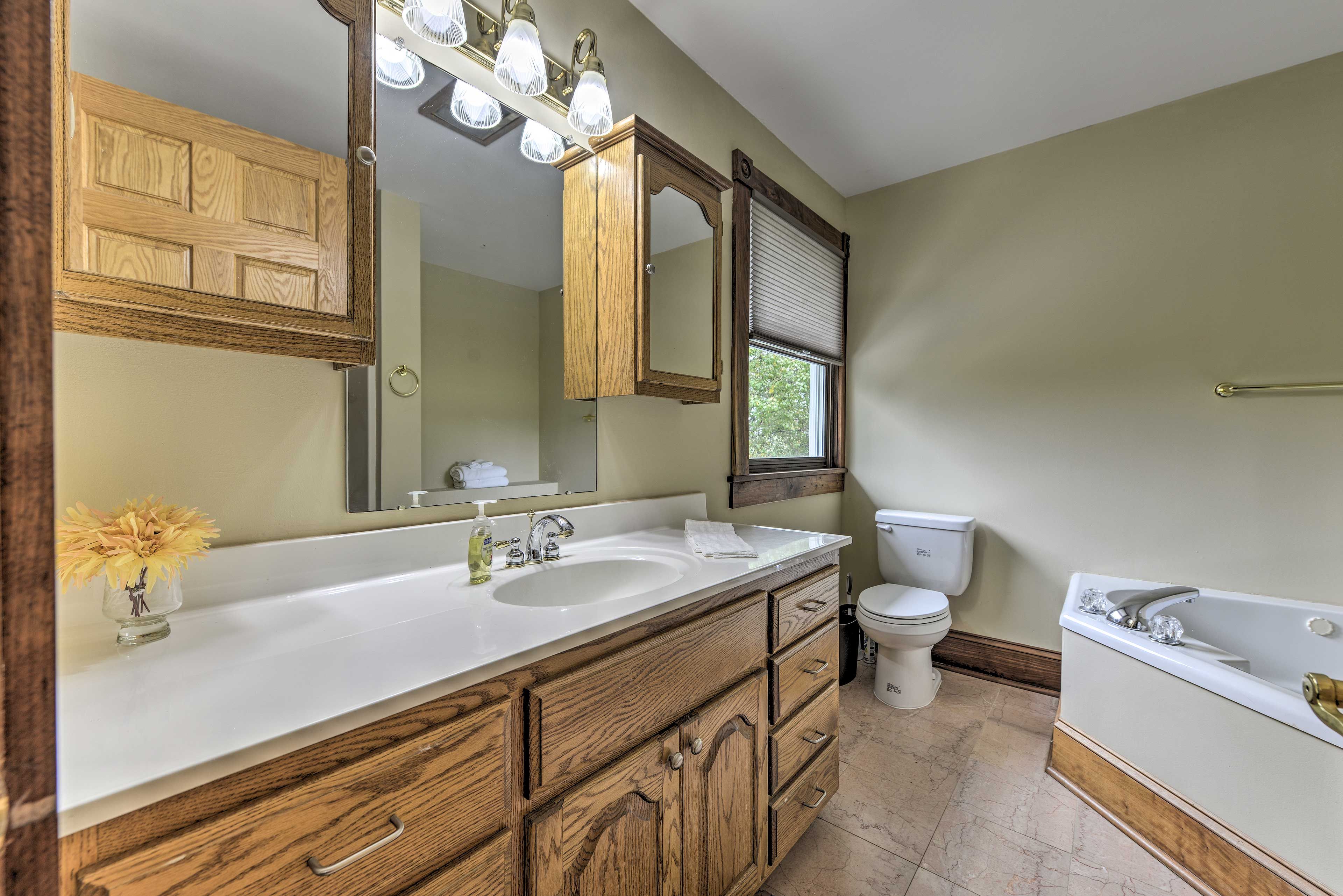 Full Bathroom