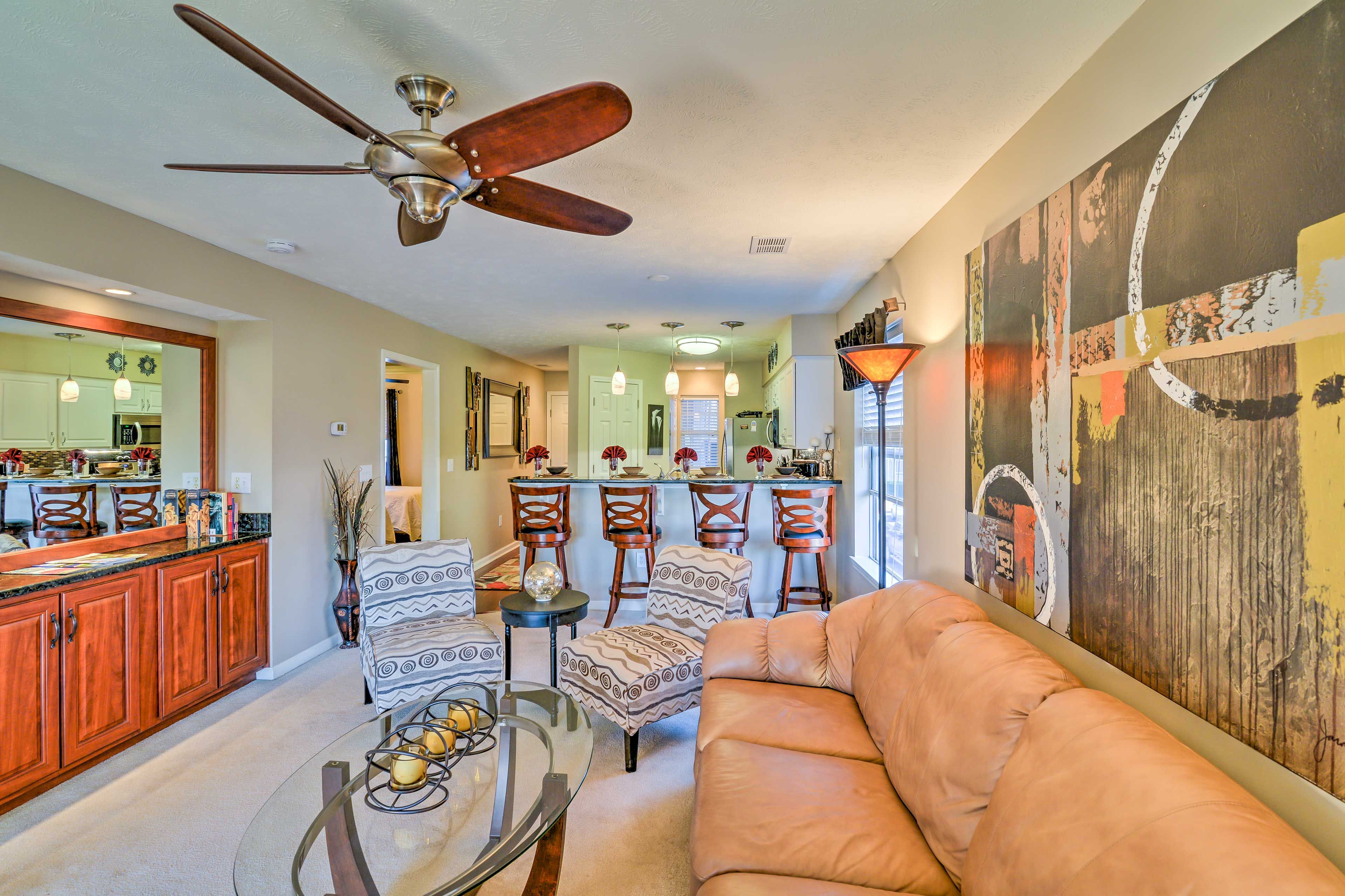 The open layout leads freely from one room to the next.