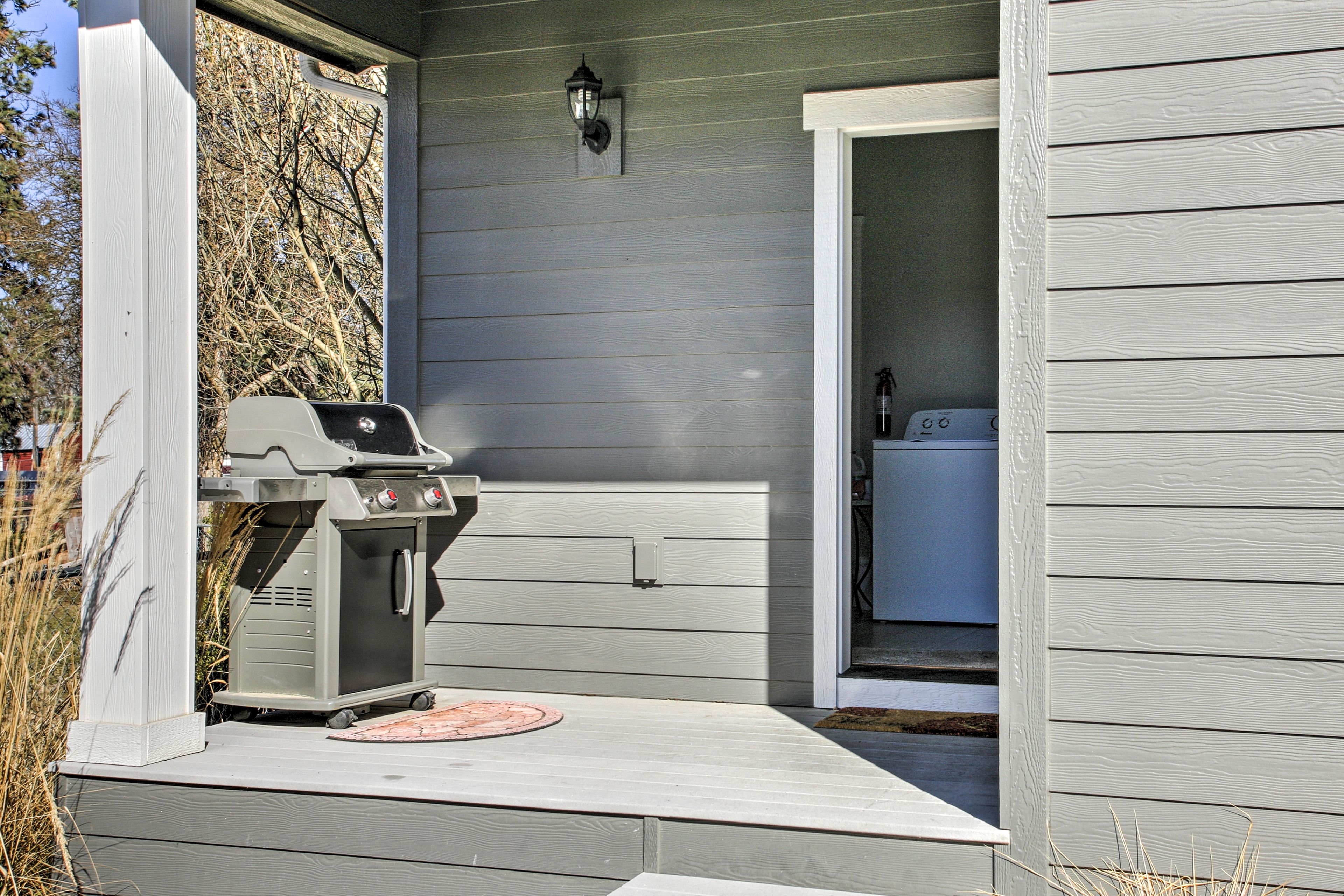 Fire up the grill for a bbq - but don’t burn the brats!