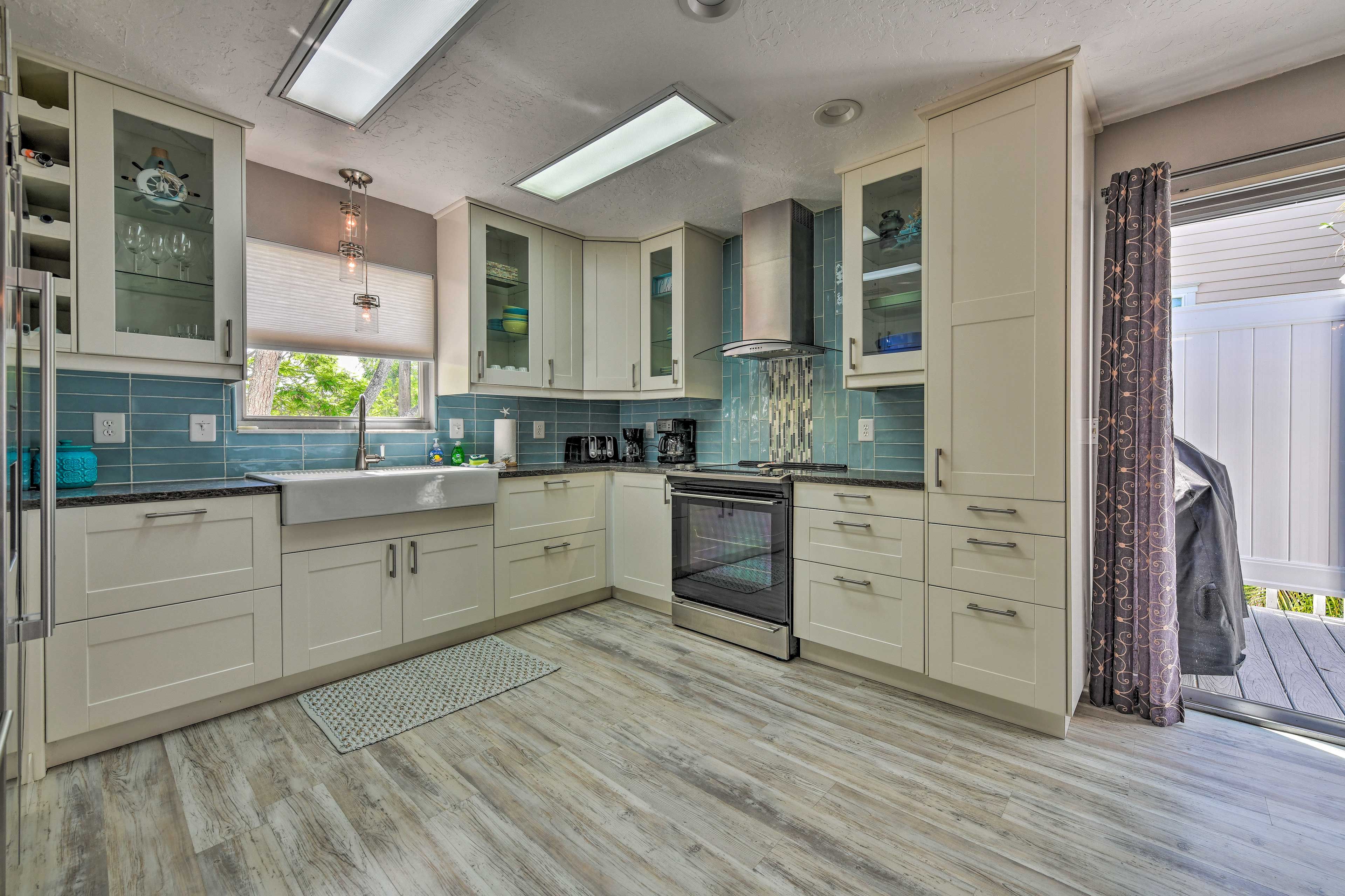 Fully Equipped Kitchen | Top-Notch Appliances