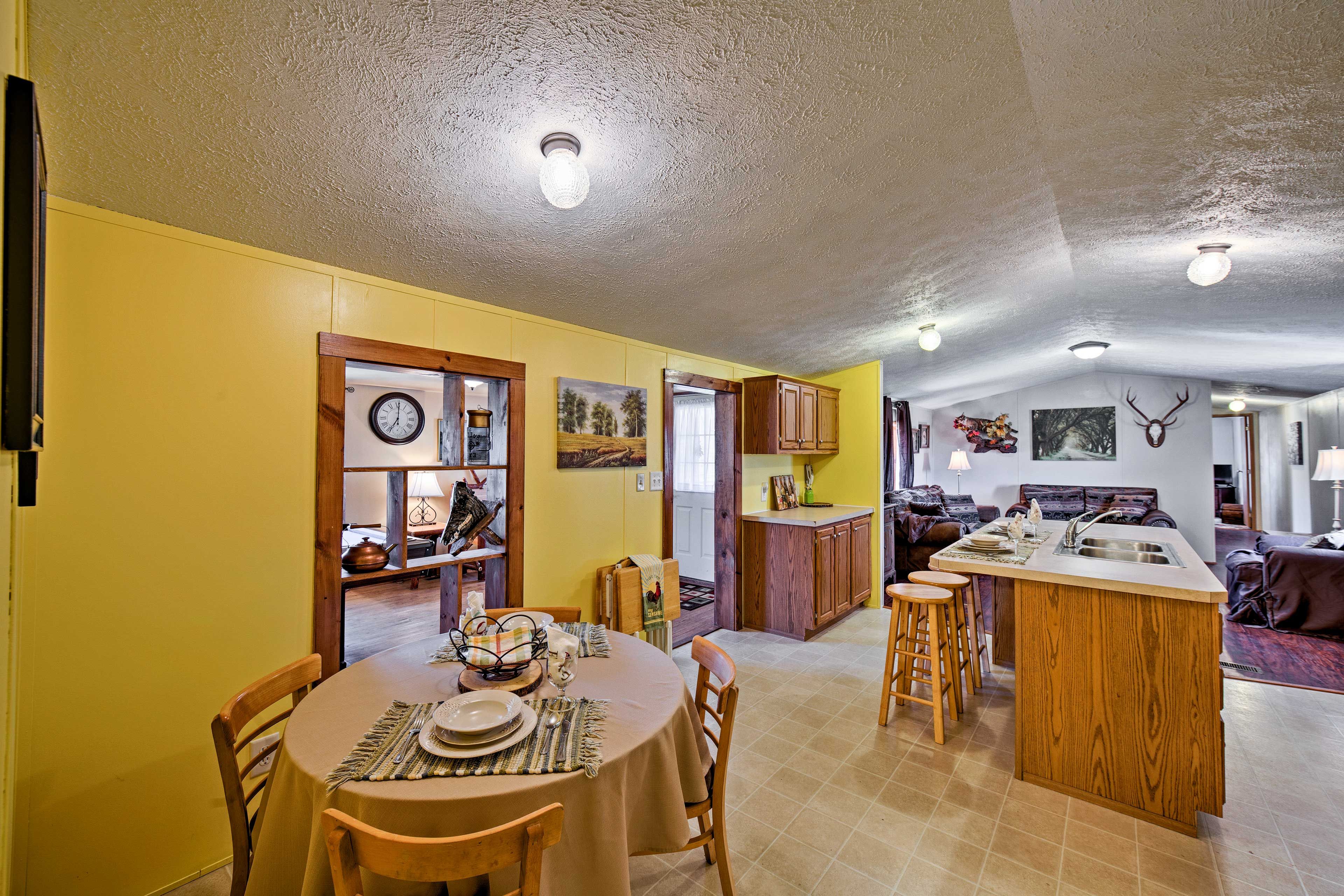 Dining Space | Dishware/Flatware