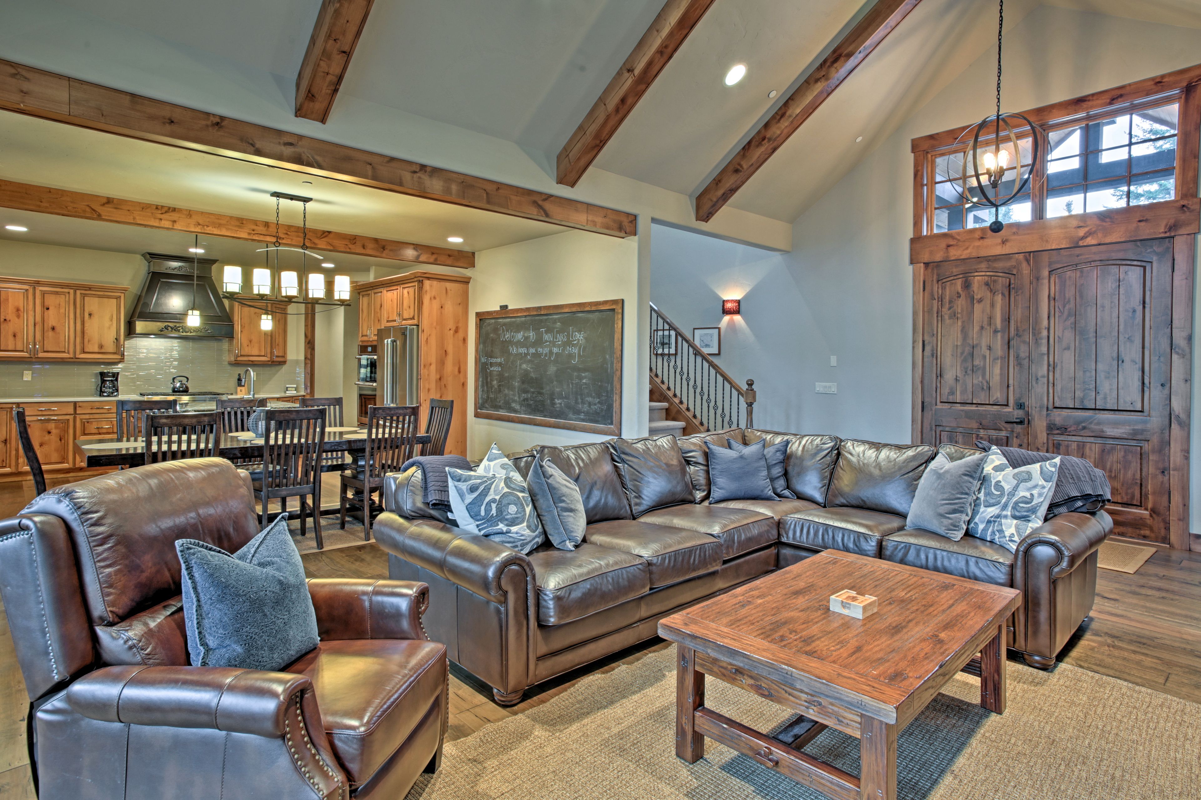 Living Room | Free WiFi | Central Heat & A/C | Cable TV | Gas Fireplace