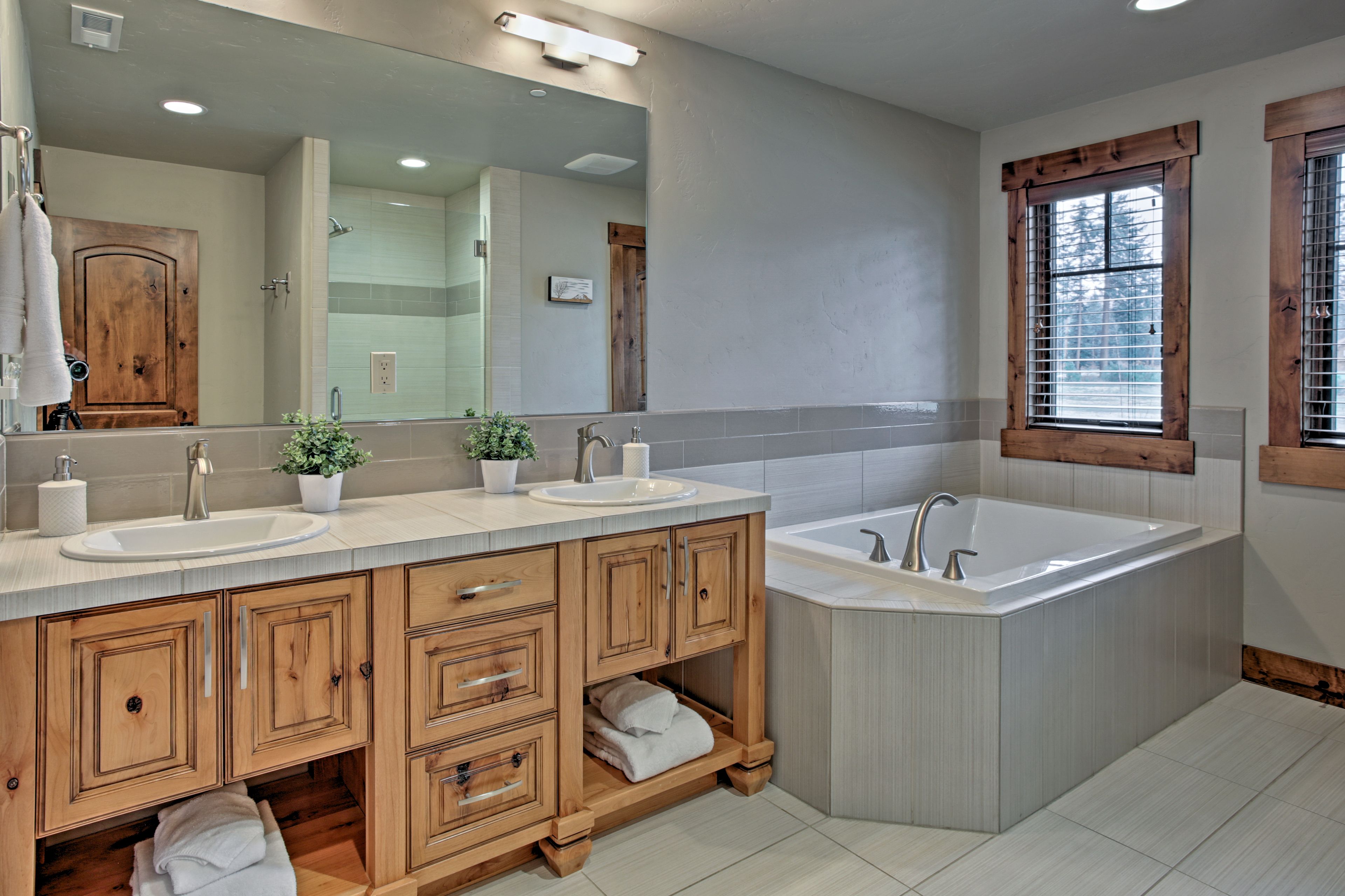 En-Suite Bathroom