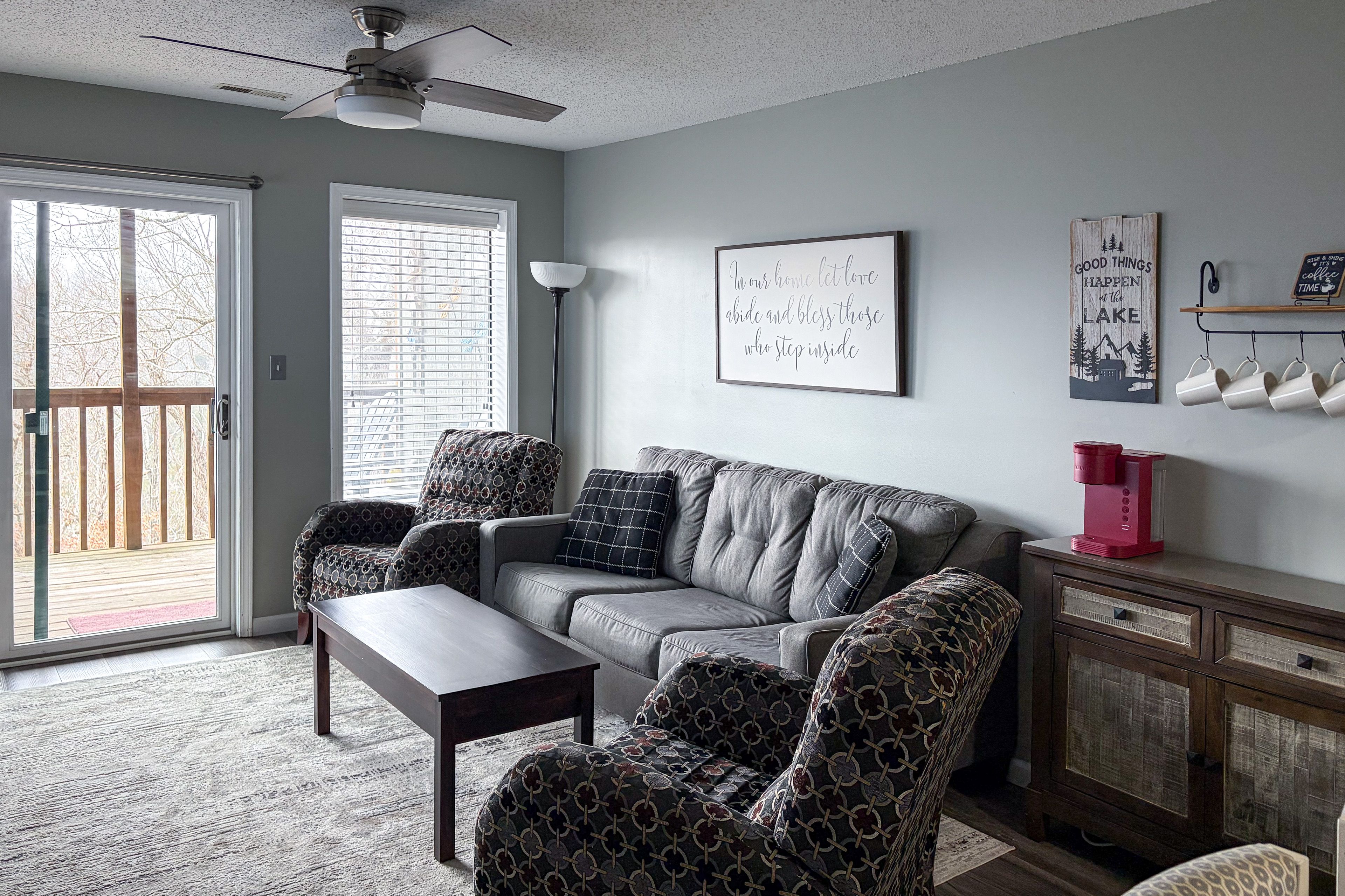 Living Room | Smart TV | Sleeper Sofa