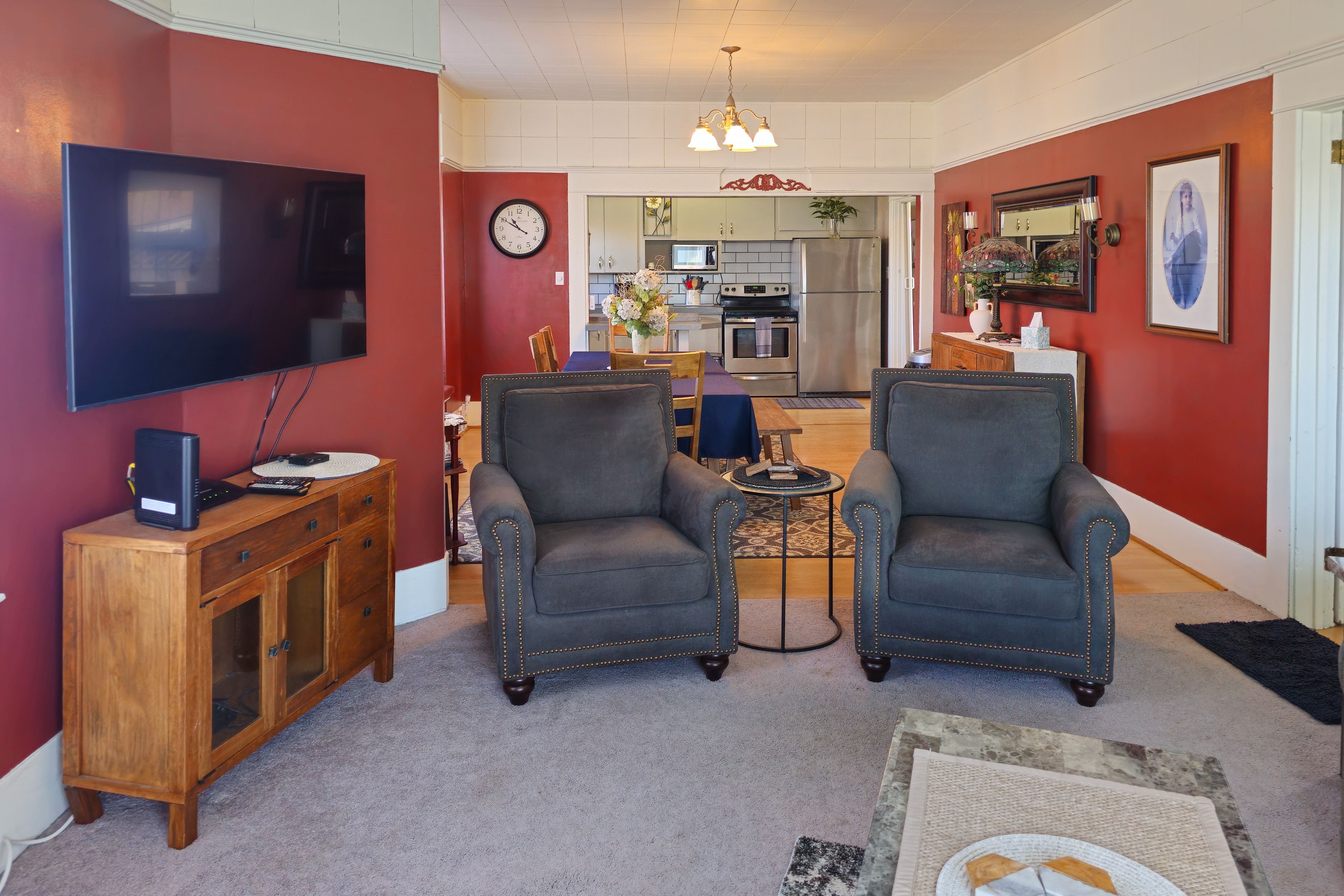 Living Room | Free WiFi | Gas Wood-Burning Stove | 1st Floor