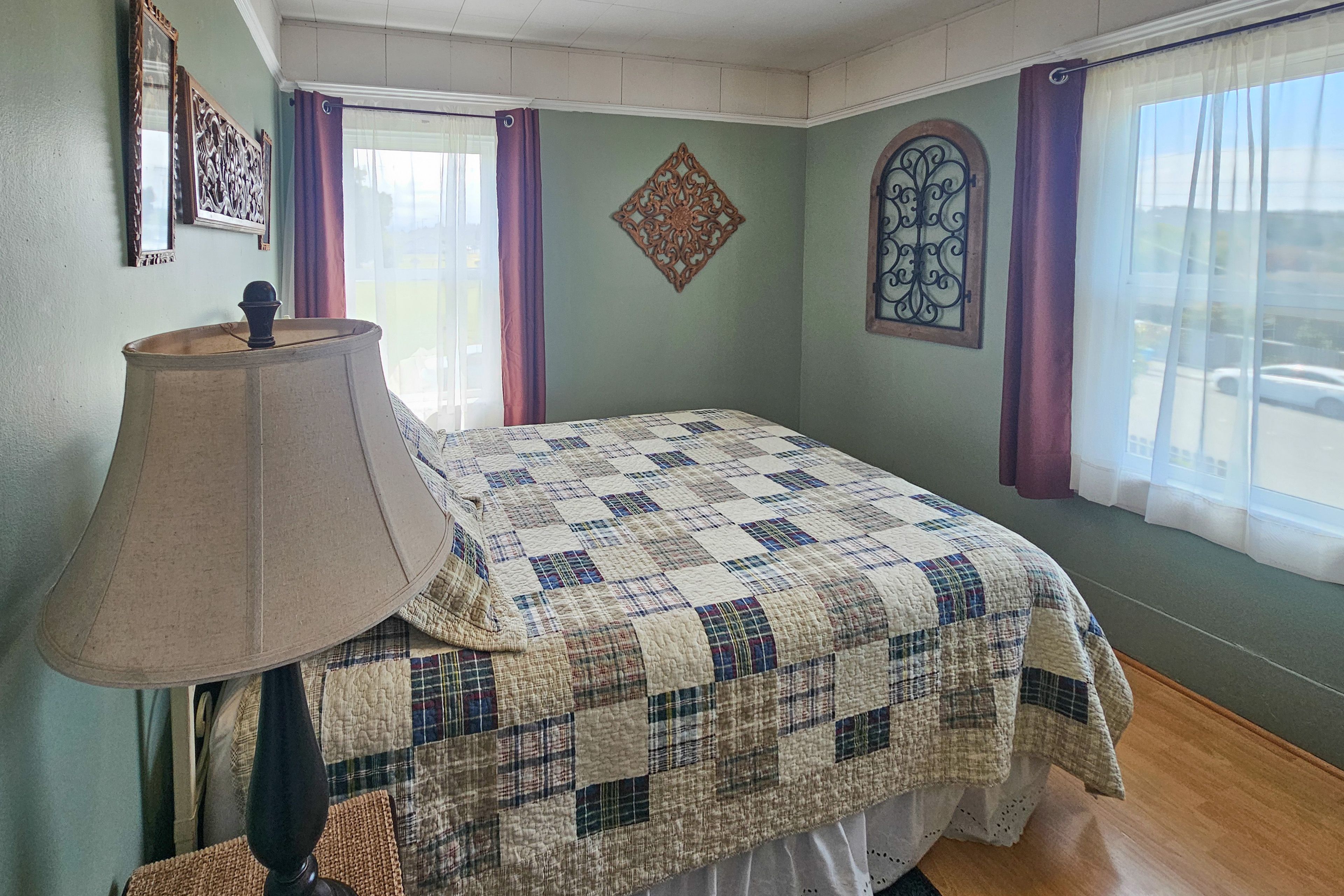 Bedroom 1 | Queen Bed | 2nd Floor