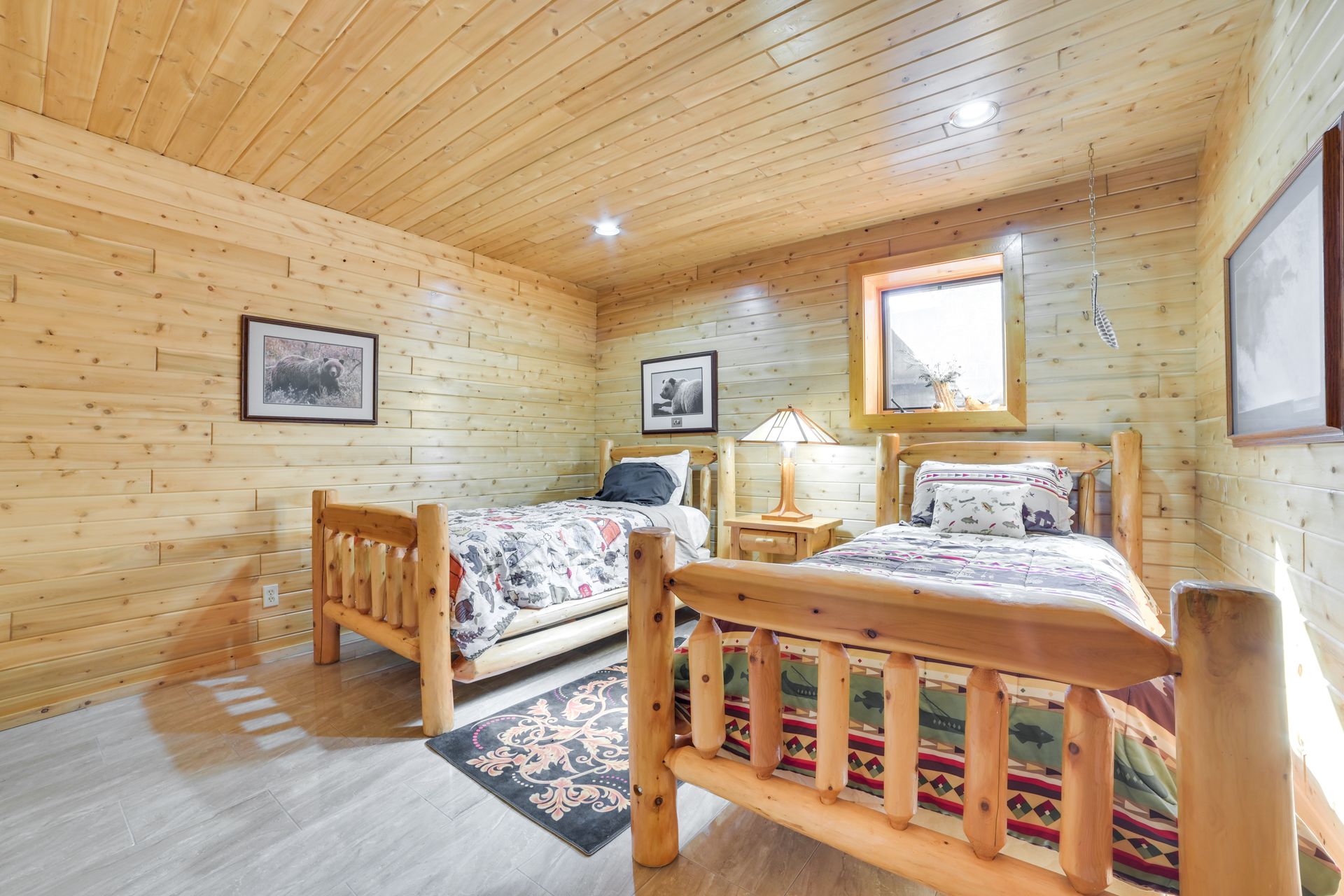 Bedroom 6 — lower level, 2 twin beds