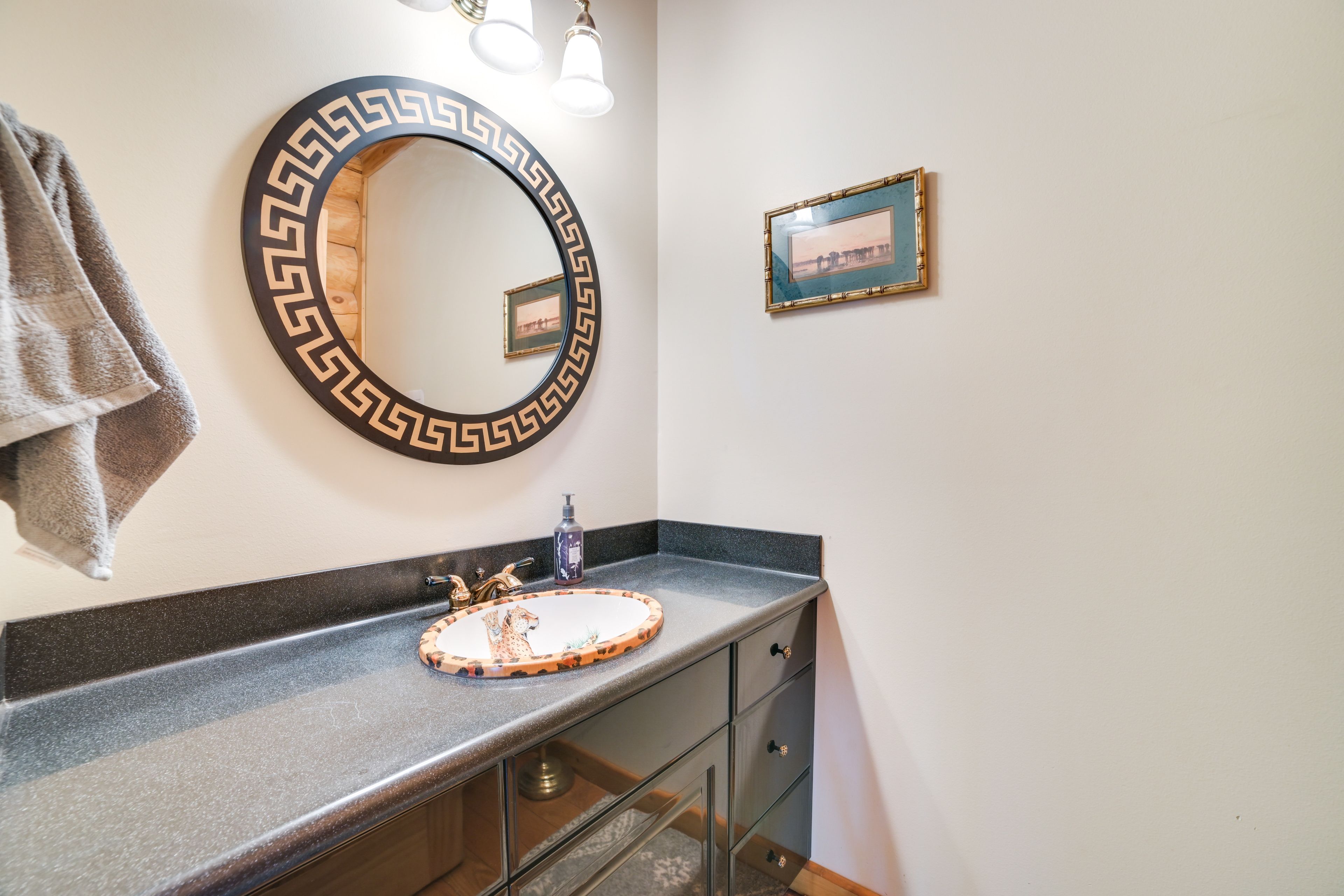 Half Bathroom | Main Level