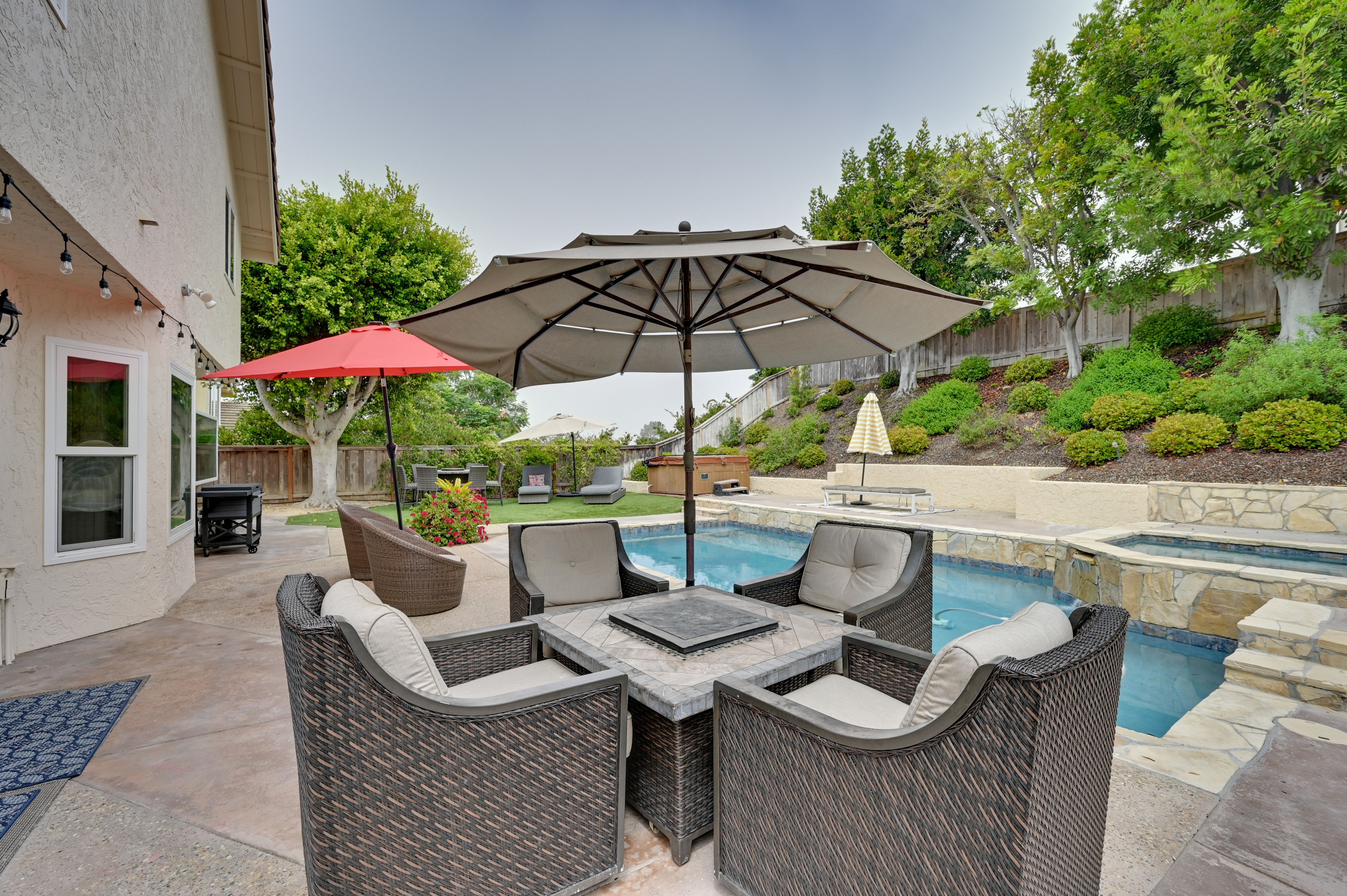 Private Patio | Dining Area