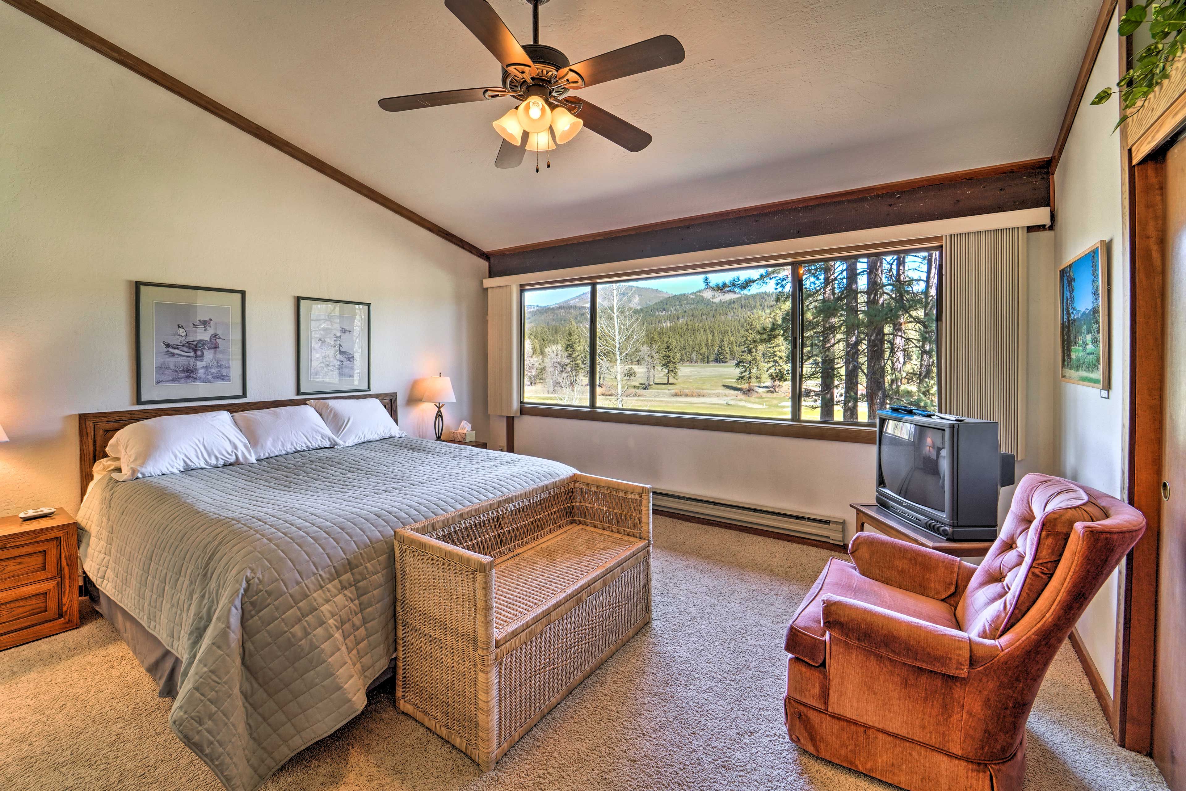 Bedroom 1 | King Bed | Linens Provided