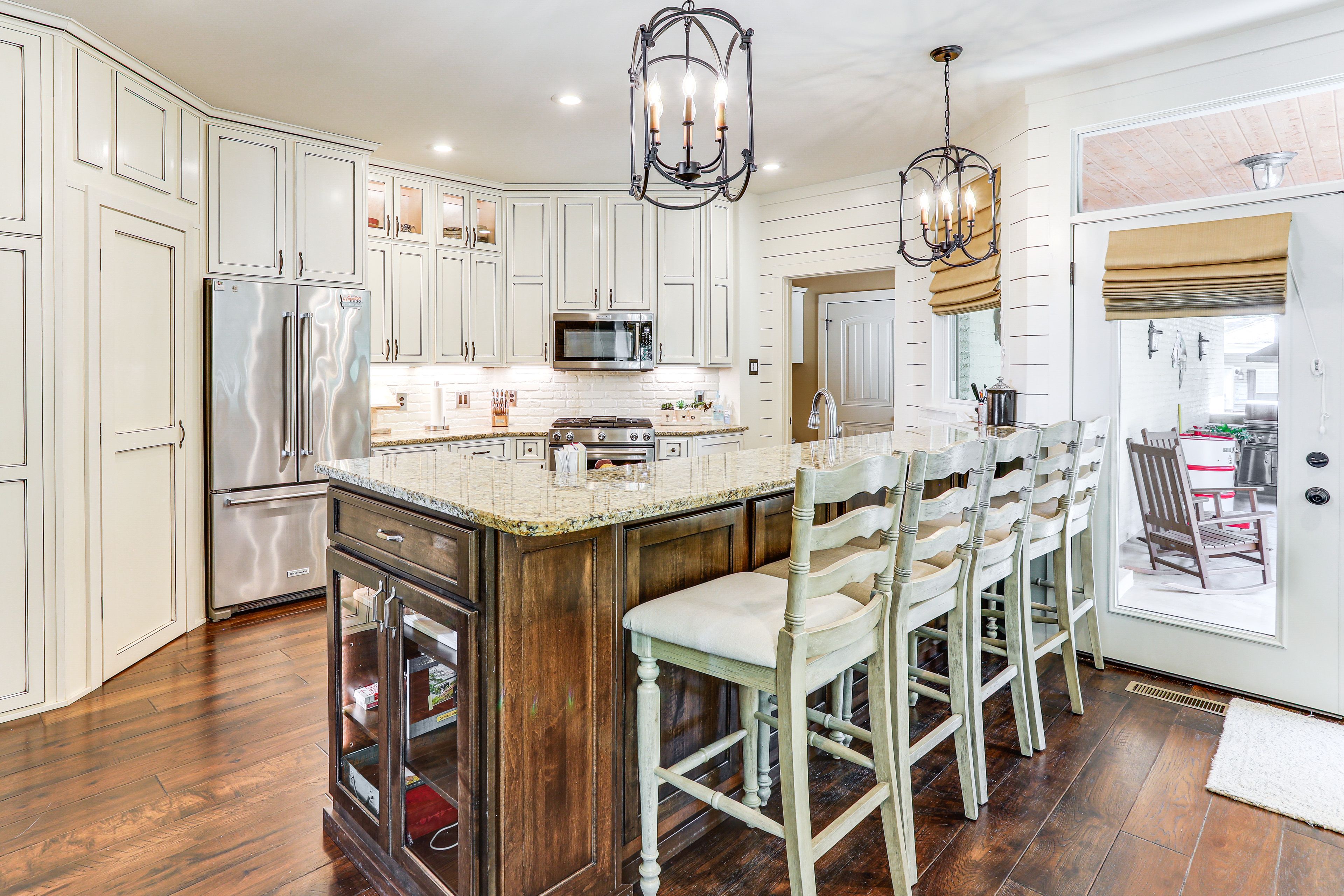 Kitchen | Main Level | Toaster | Trash Bags & Paper Towels | Drip Coffee Maker