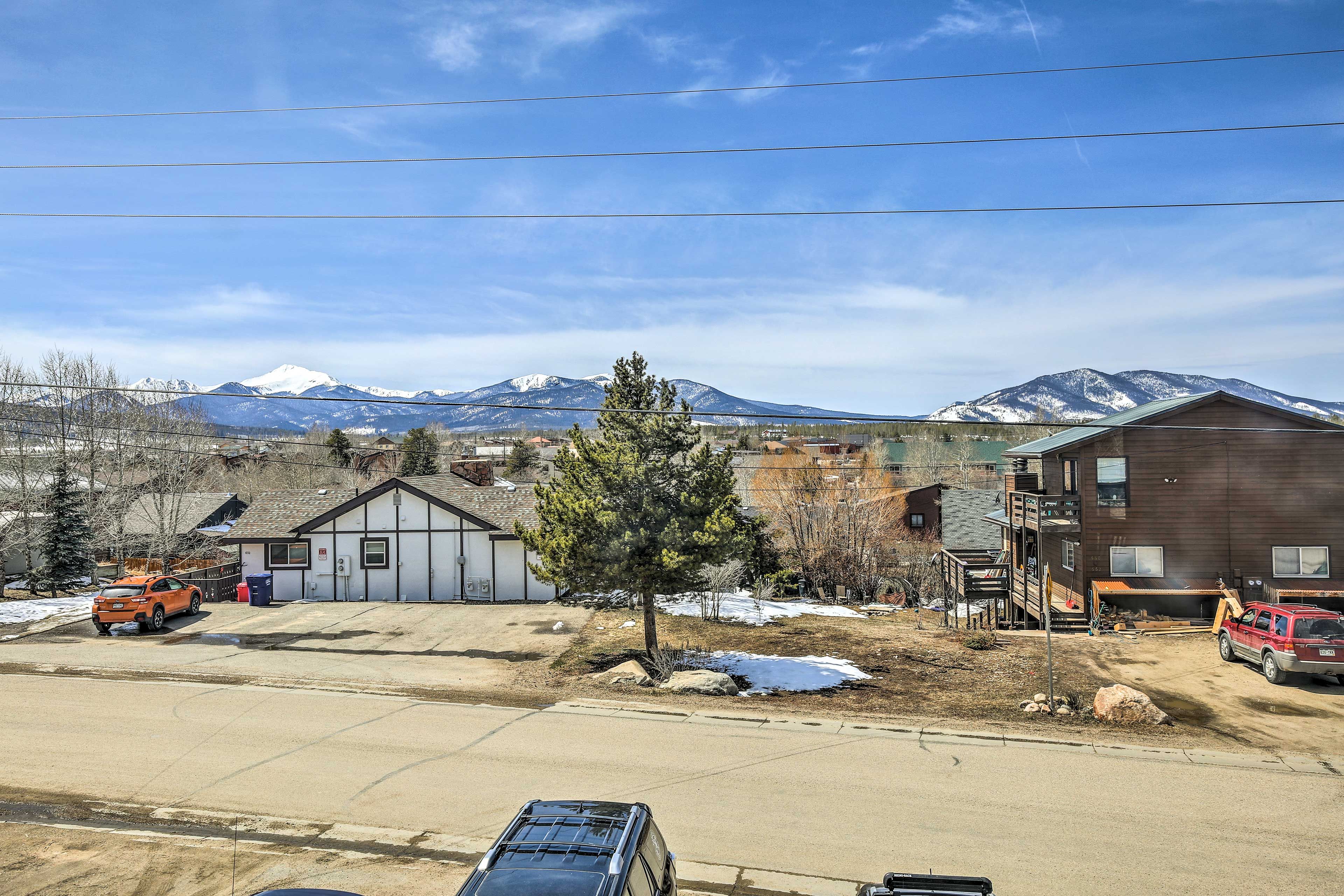 Property Exterior | Mountain Views