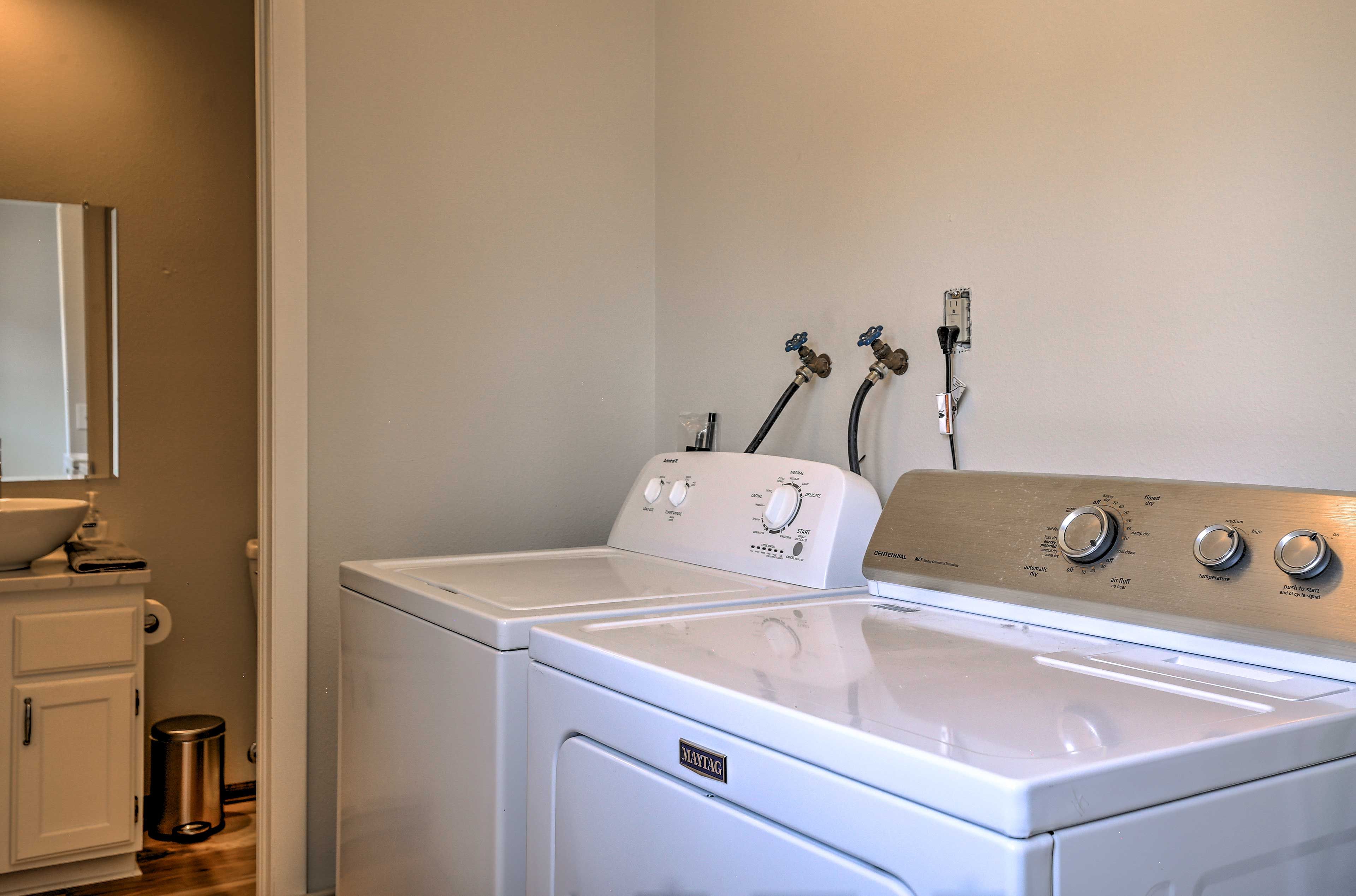Laundry Machines | Linens/Towels Provided
