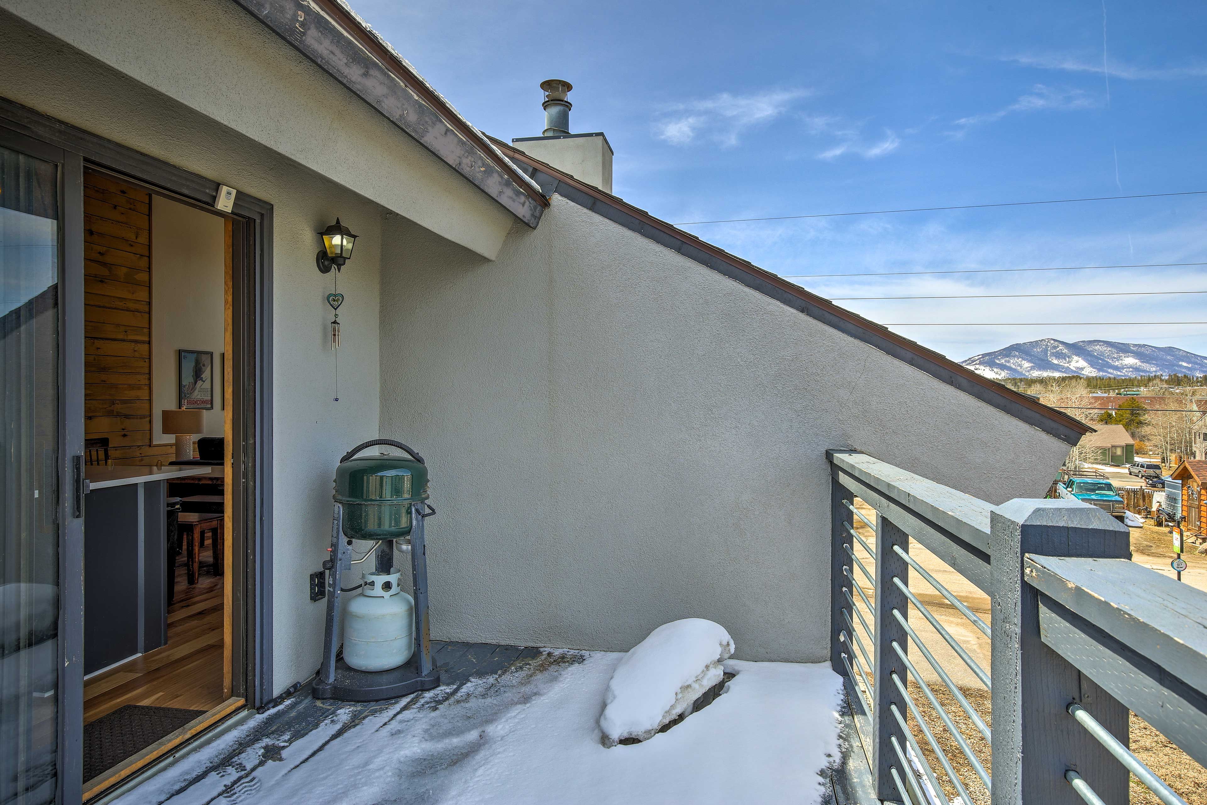 Private Balcony | 2nd Floor Access