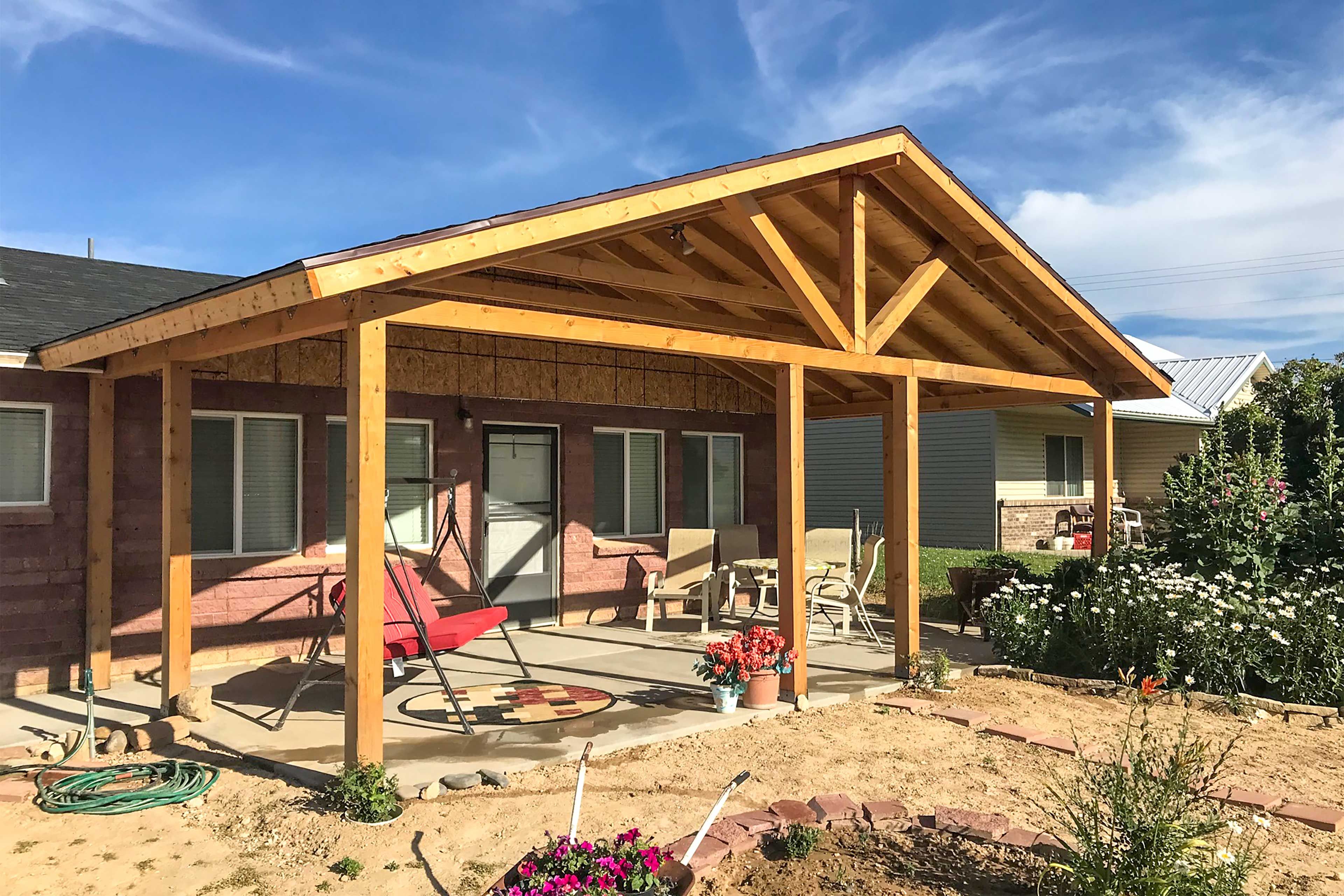 Tropic Vacation Rental | 2BR | 1BA | 924 Sq Ft | Step-Free Access