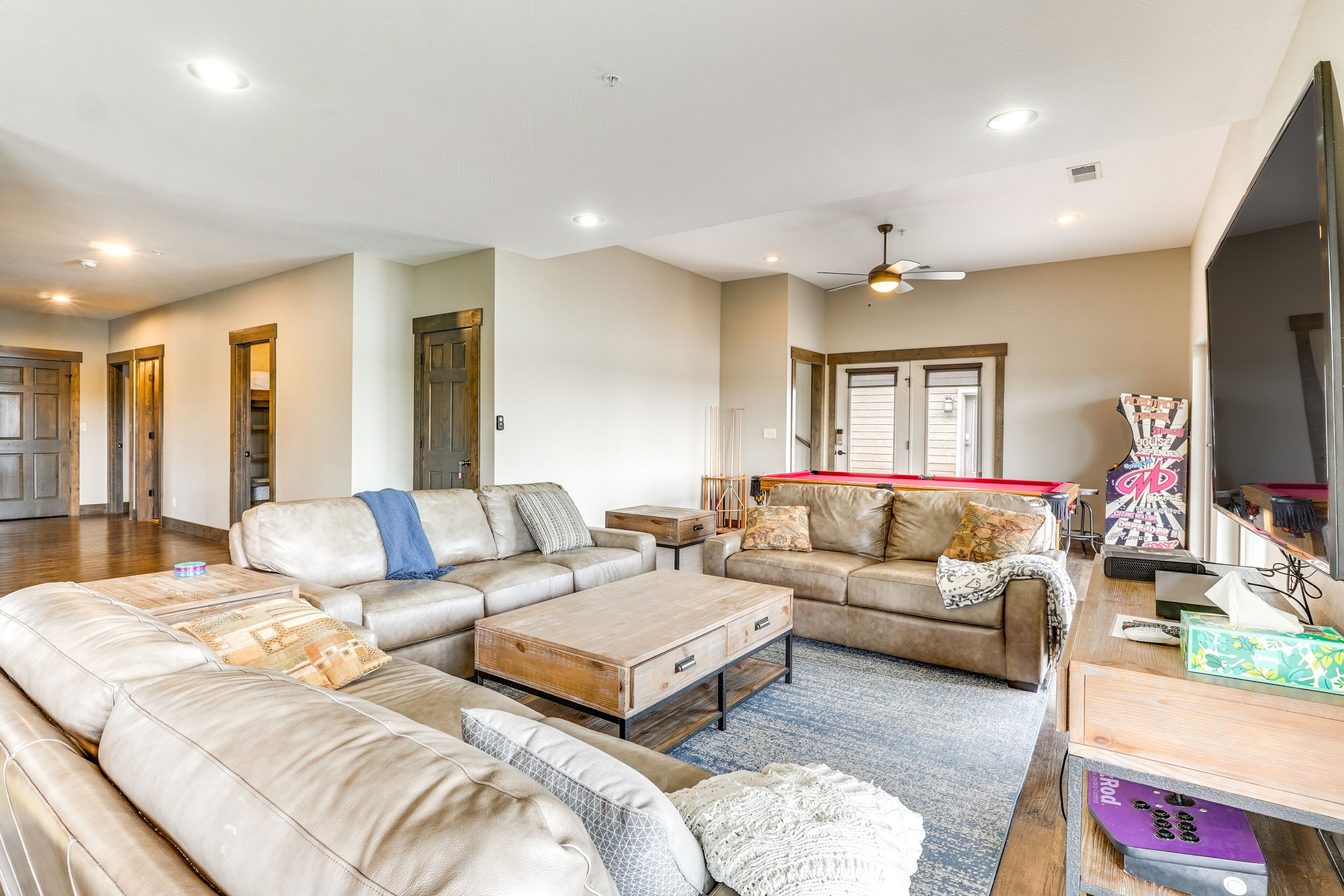 Game Room | Lower Level