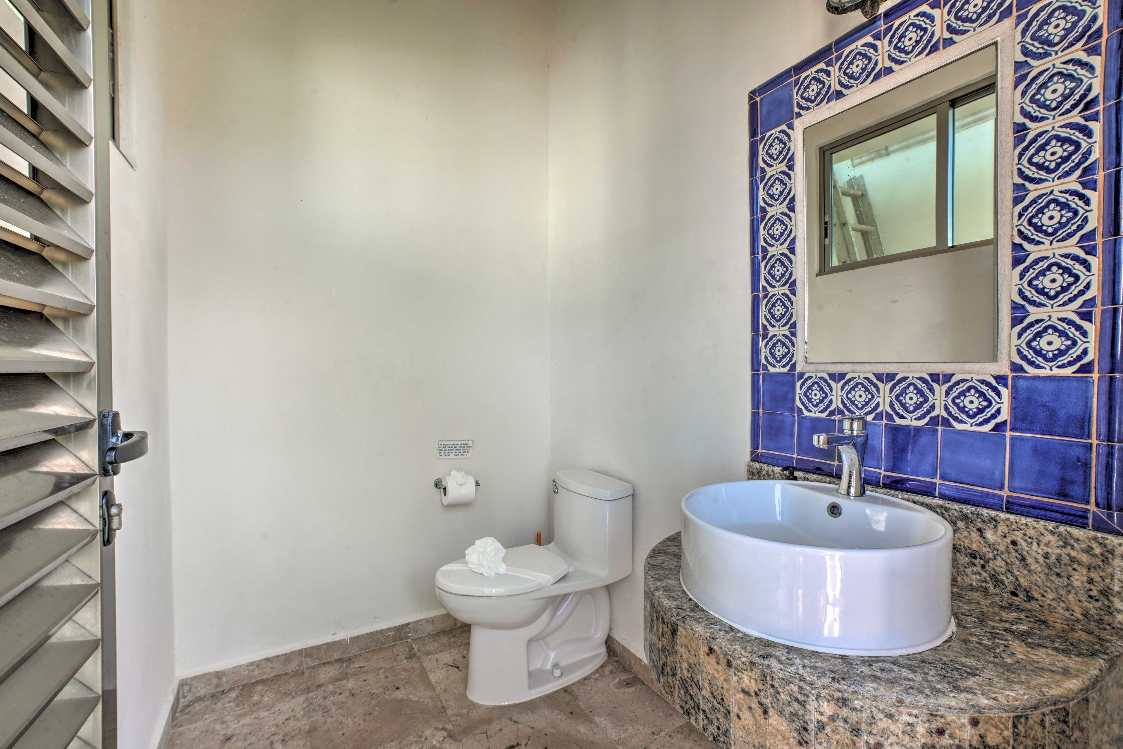 Casita A | Half Bathroom