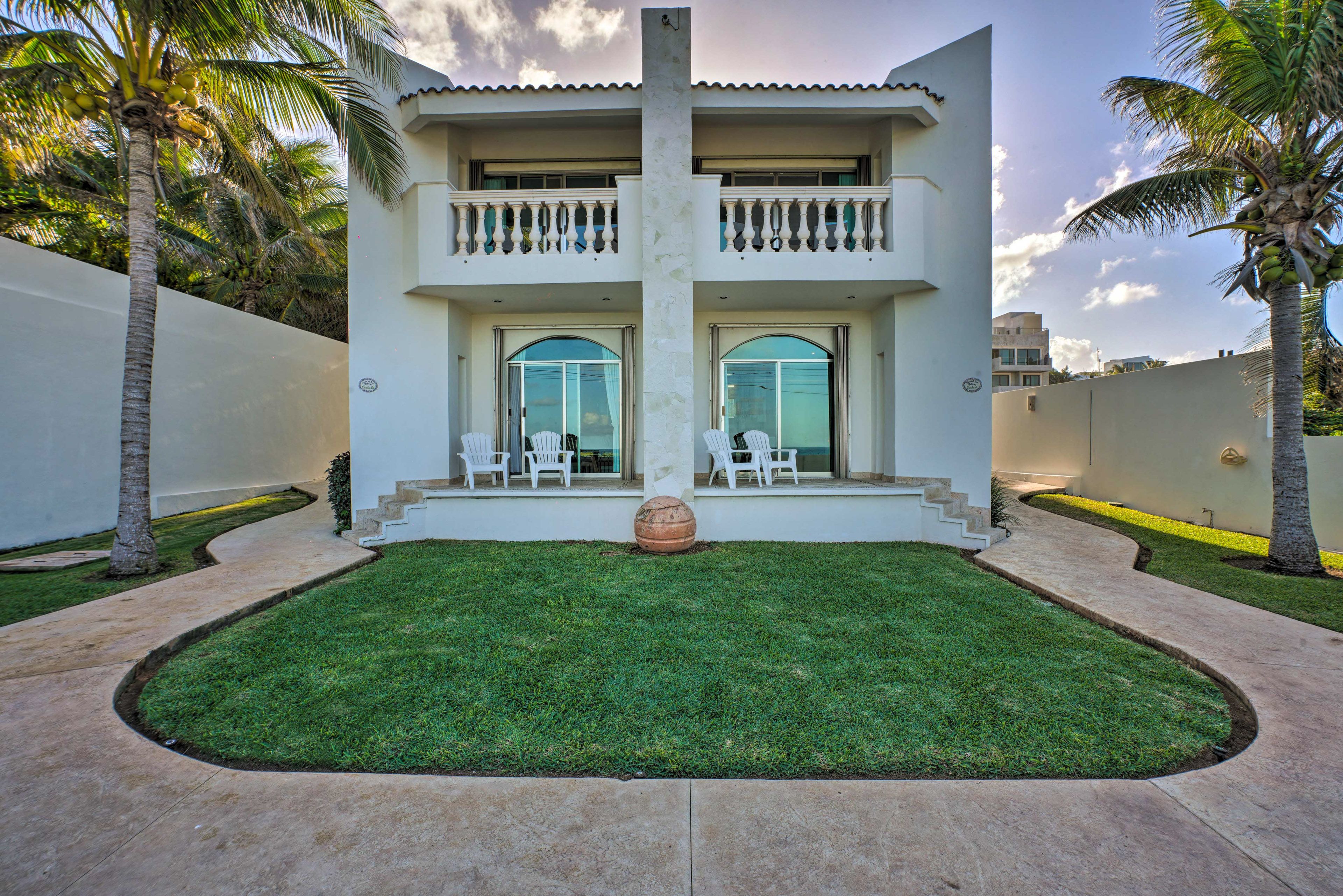 Casita A & B Exterior