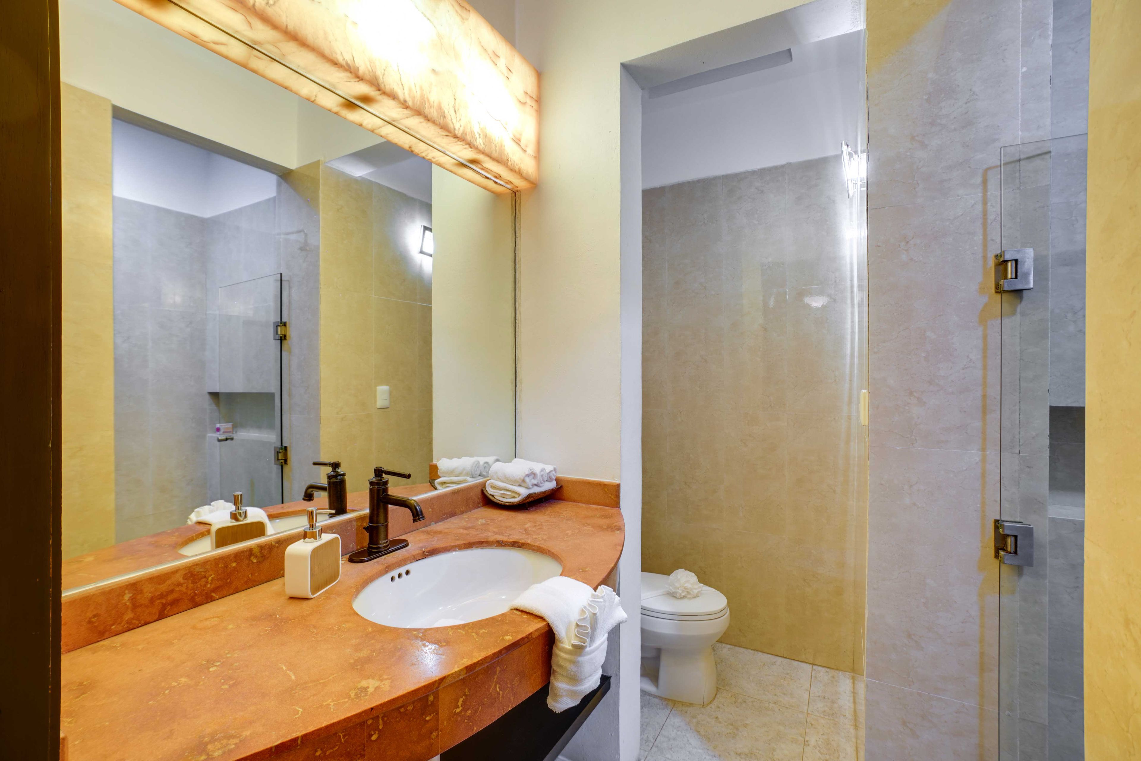 Casita A | Bathroom