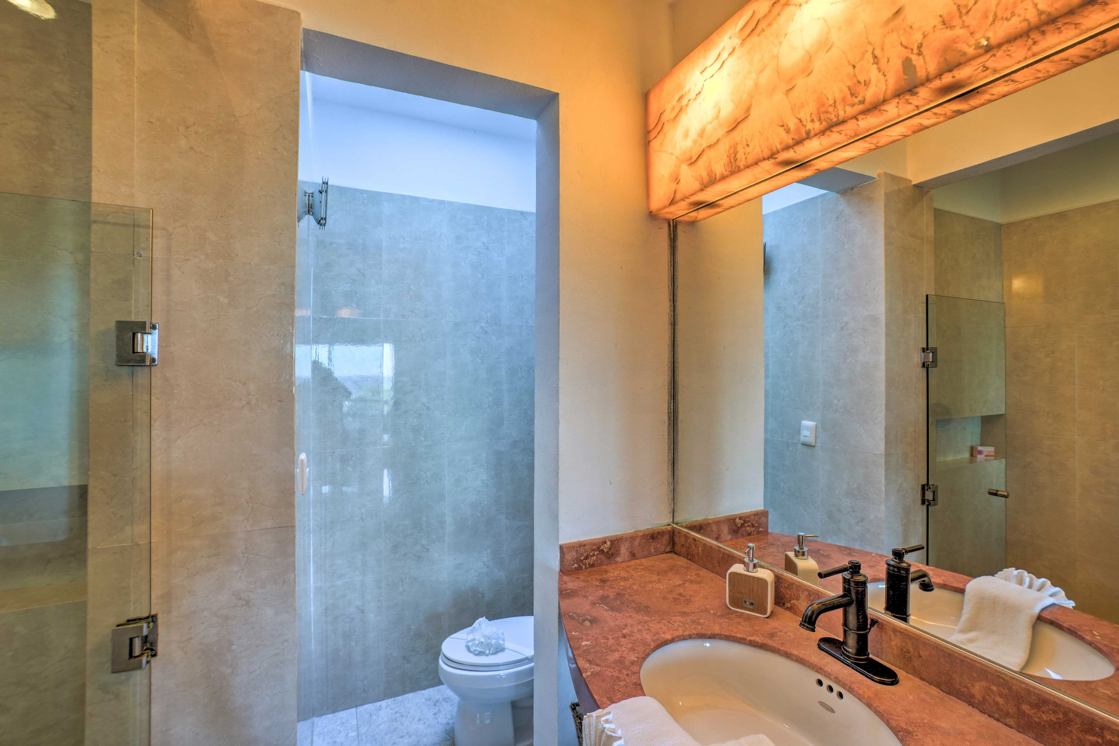 Main Villa | Bathroom
