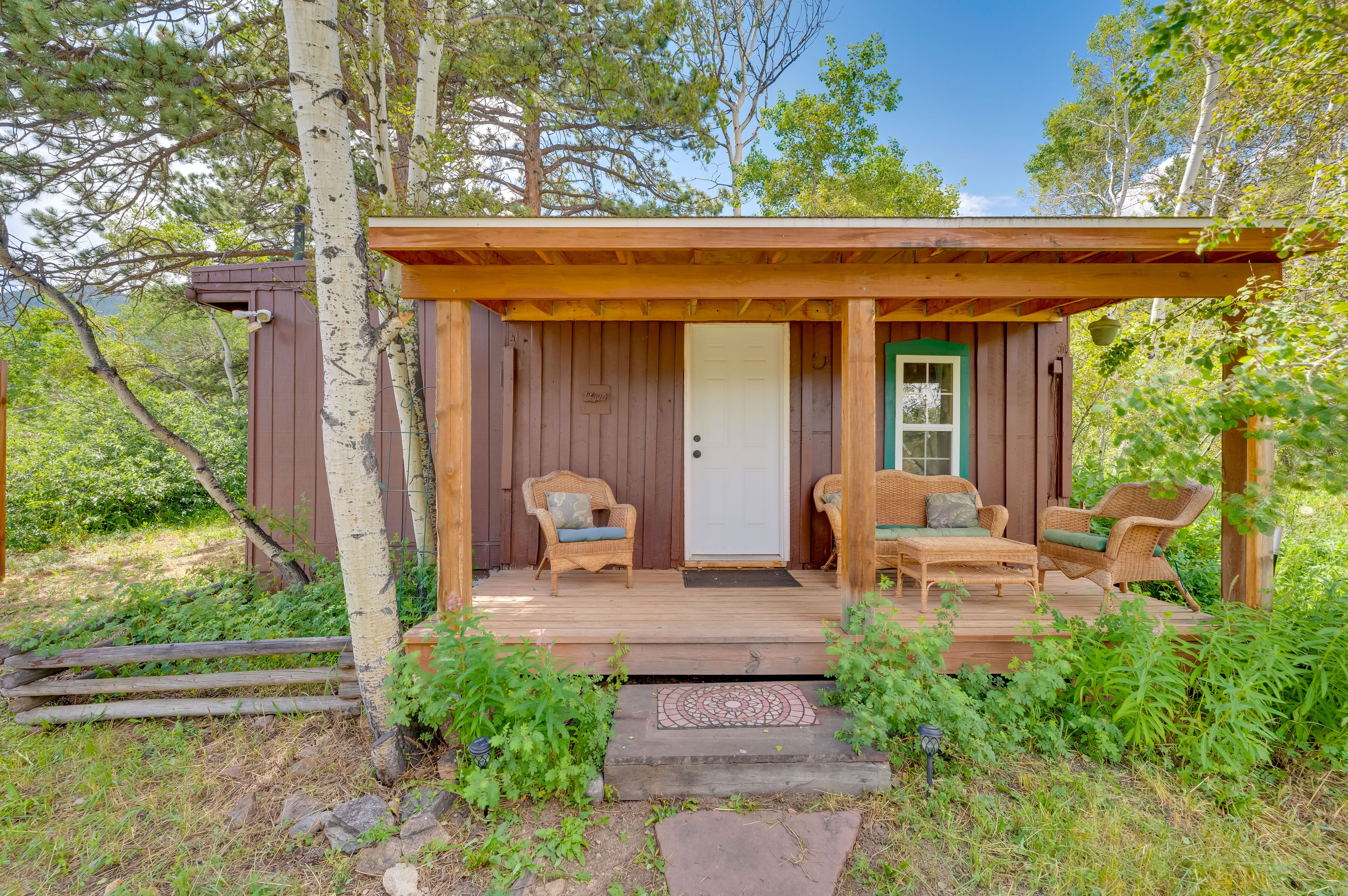 Allenspark Vacation Rental | Studio | 1BA | 500 Sq Ft | Stairs Required