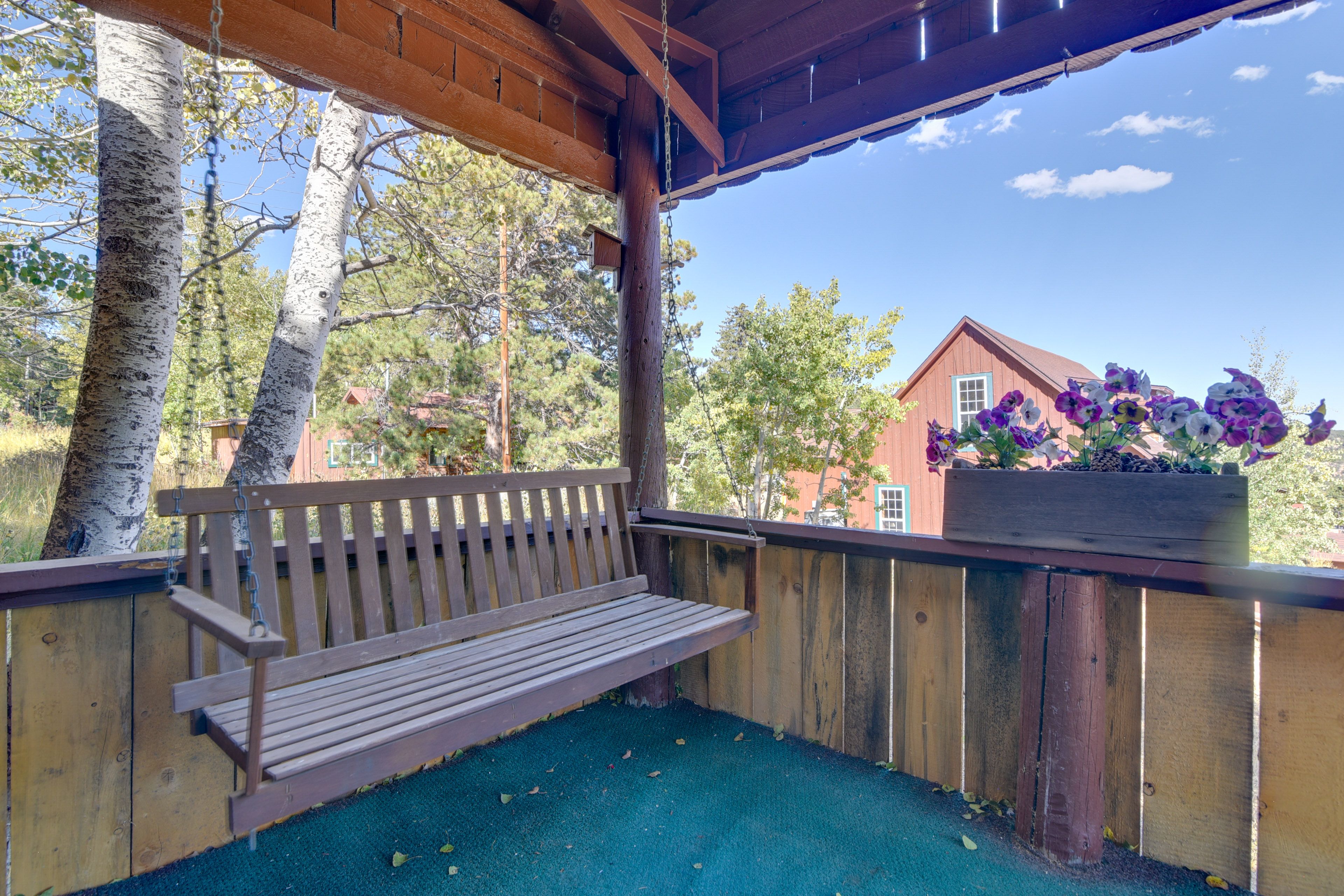 Covered Porch | Self Check-In