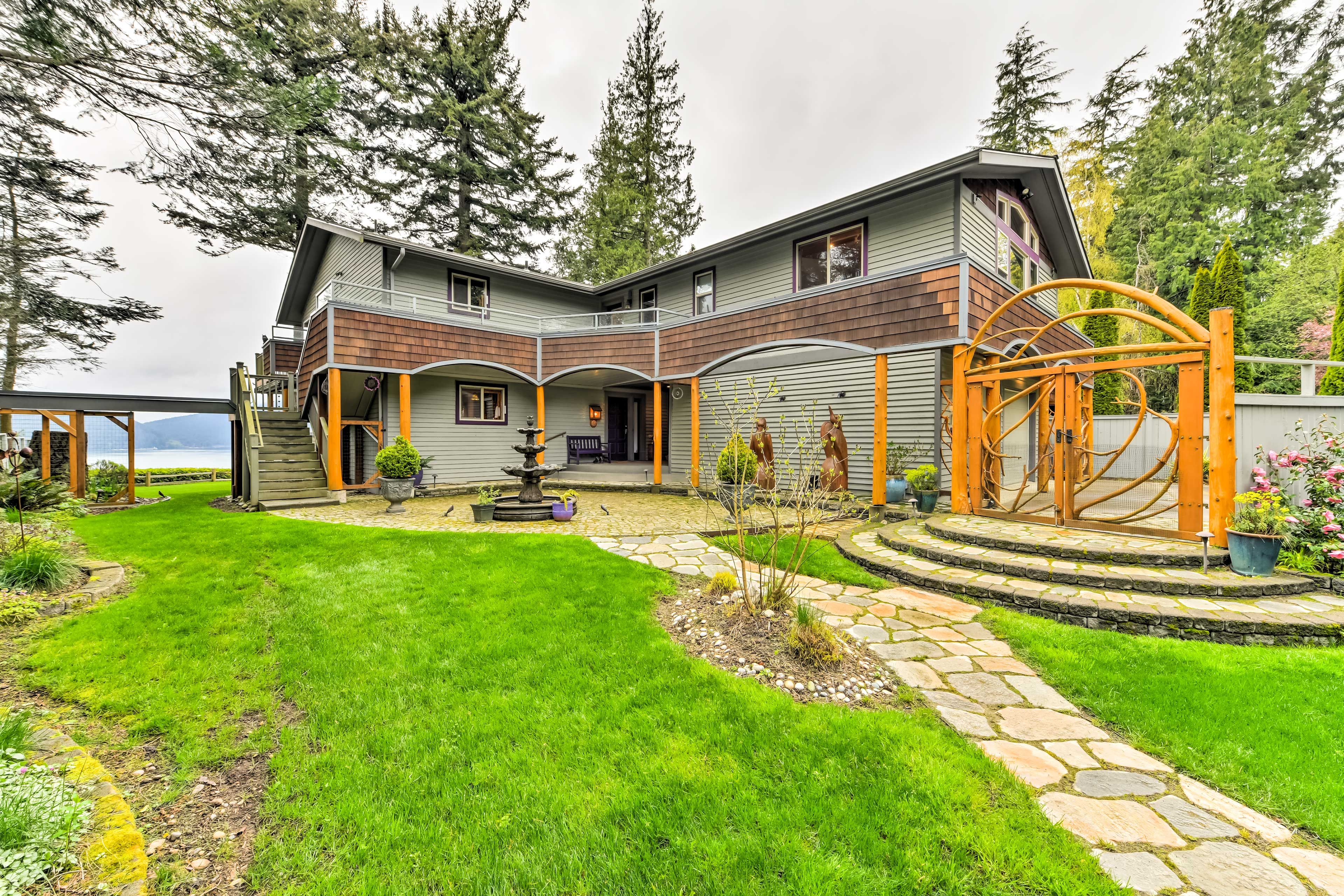 Anacortes Vacation Rental | 3BR | 3BA | Stairs Required | 3,443 Sq Ft