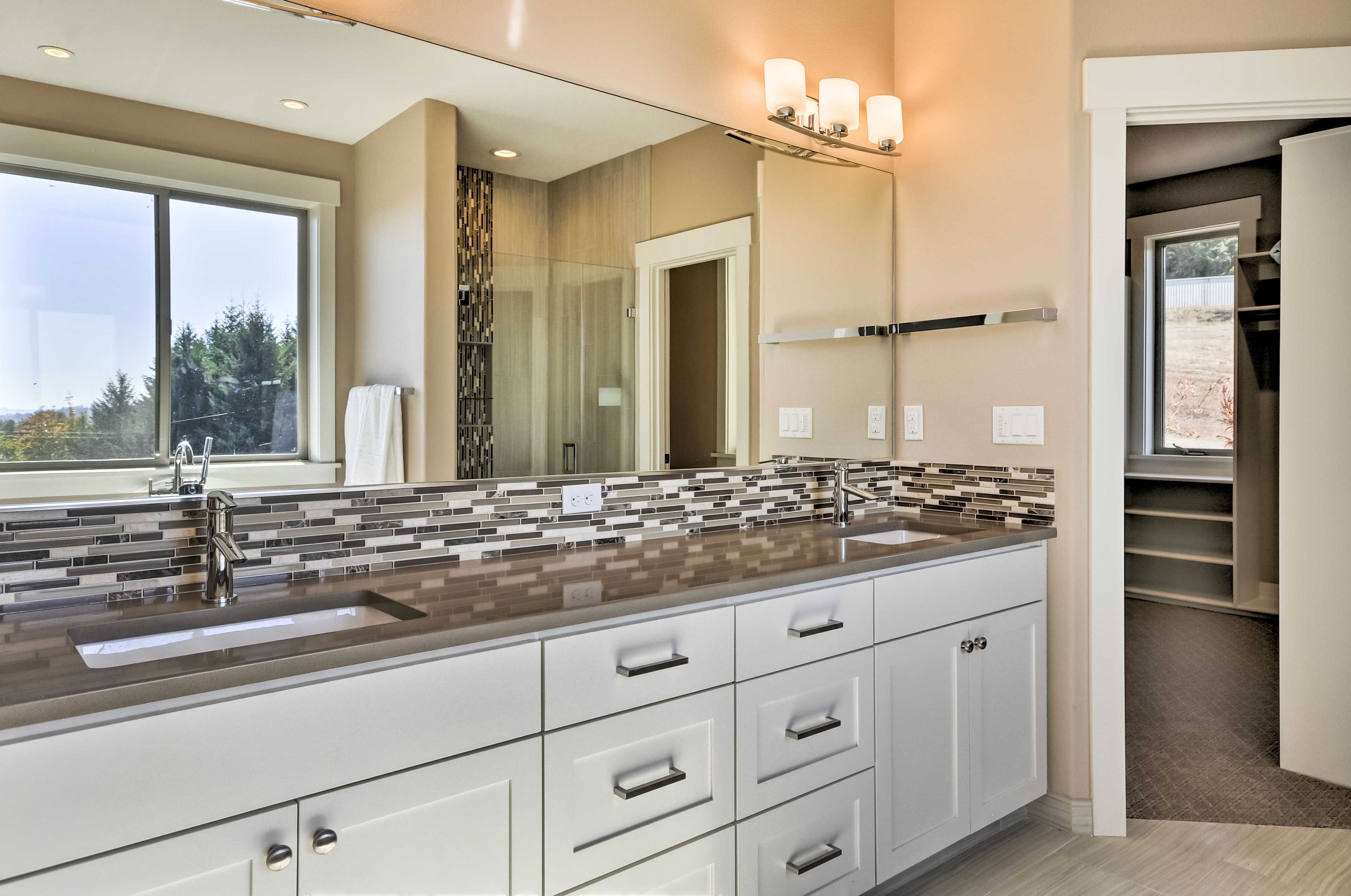 En-Suite Bathroom