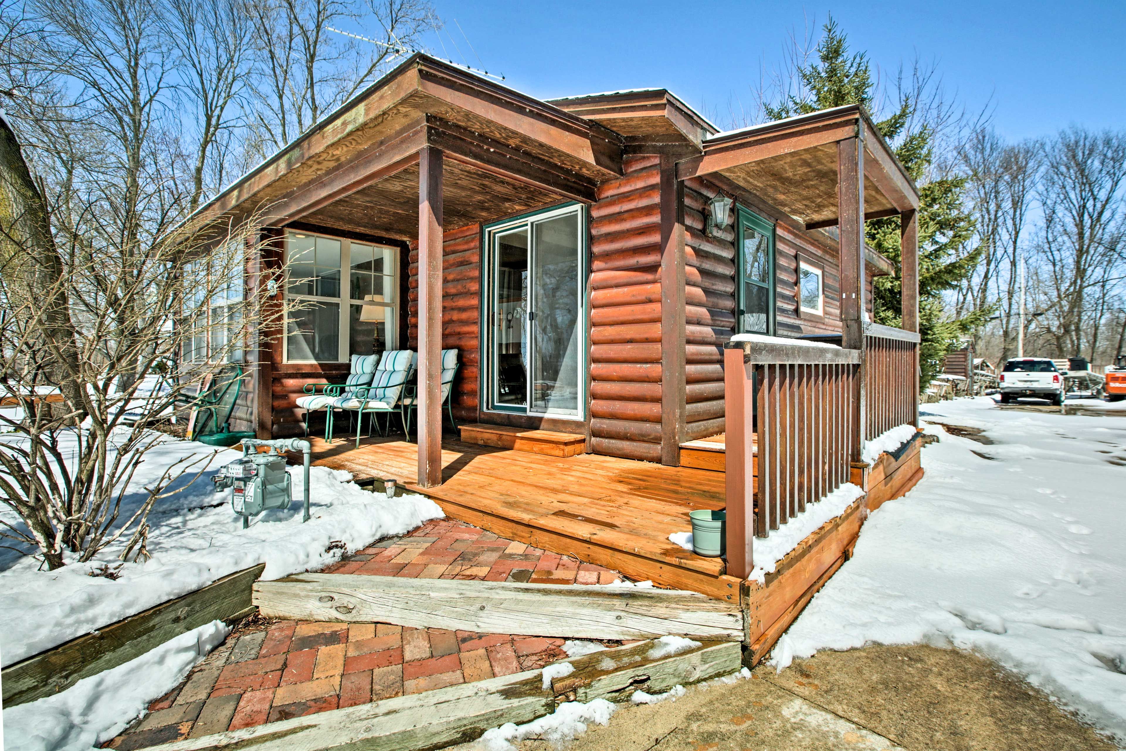 Experience this 1-bedroom, 1-bath vacation rental cottage in Fort Atkinson!