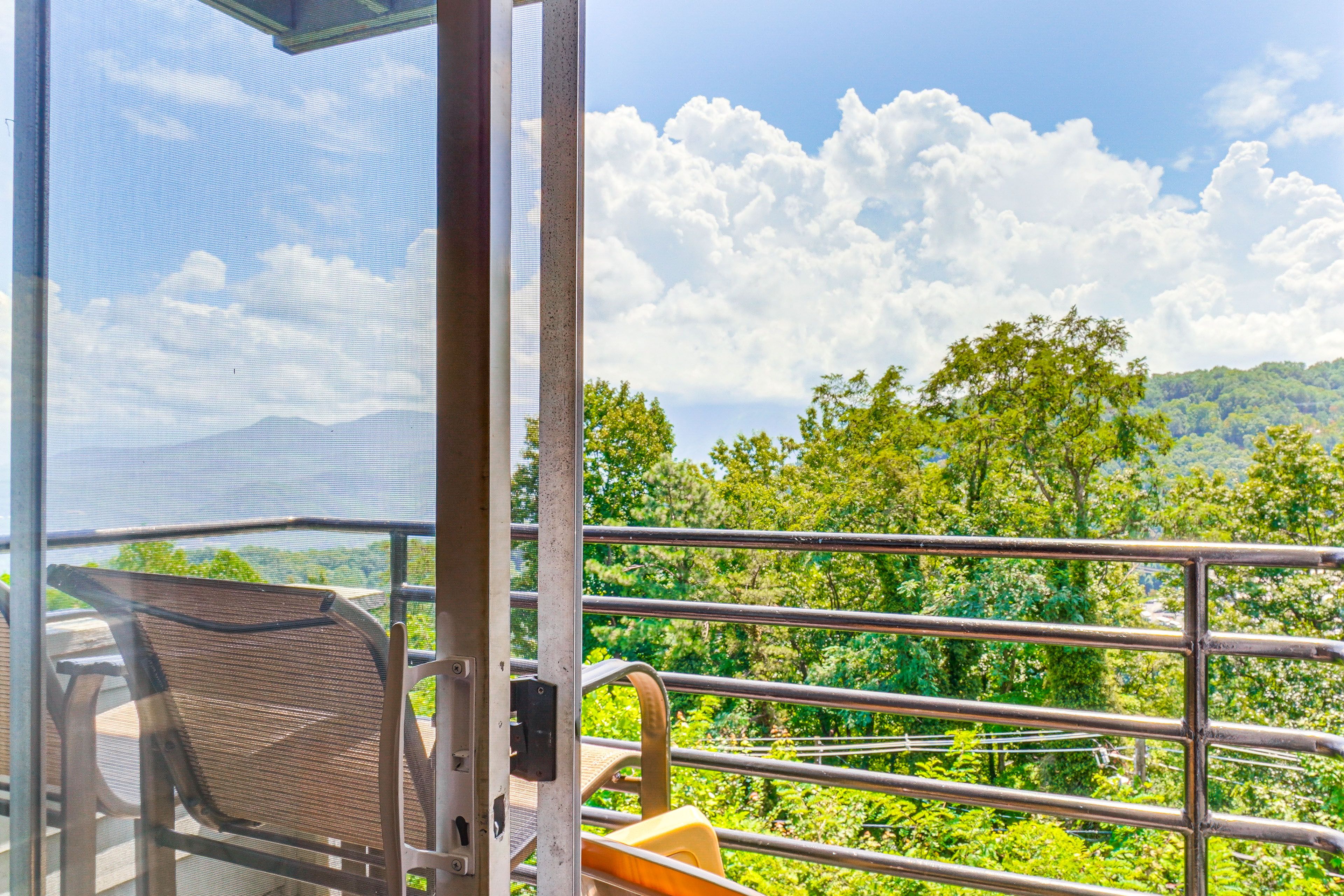 Balcony | Mountain Views