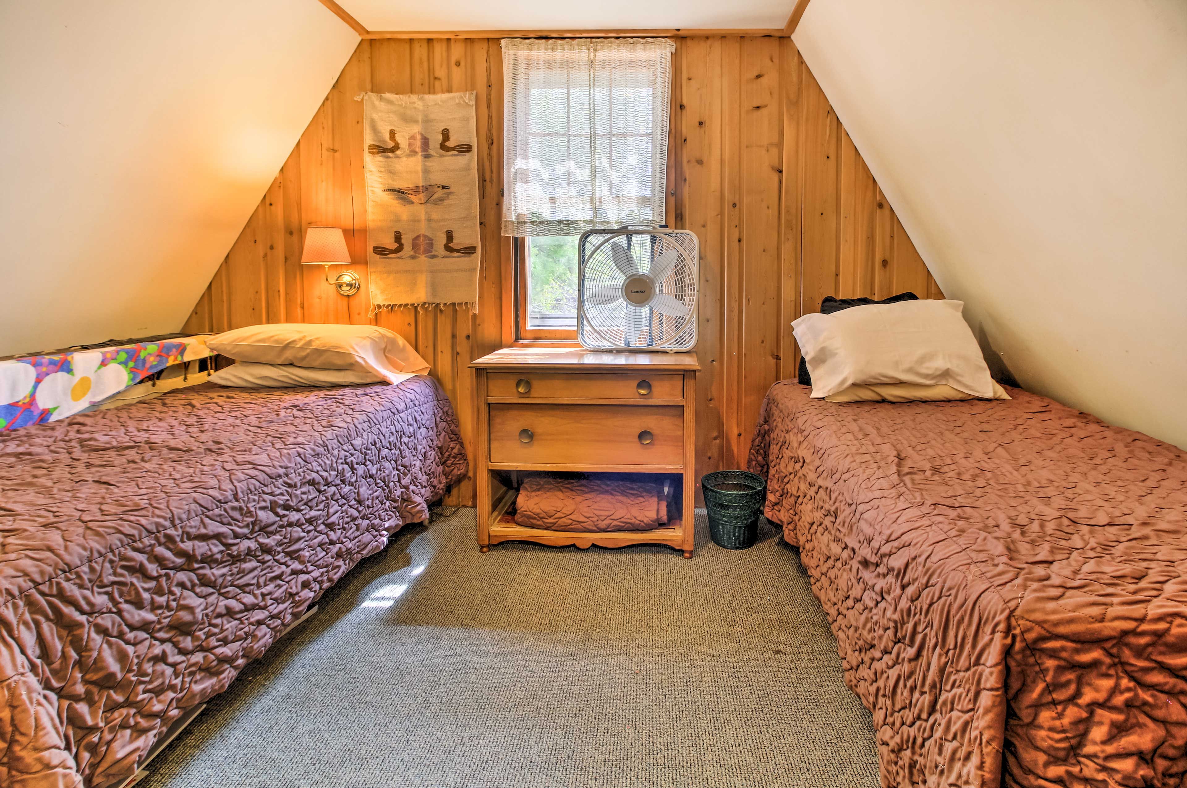 Bedroom 2 | 2 Twin Beds