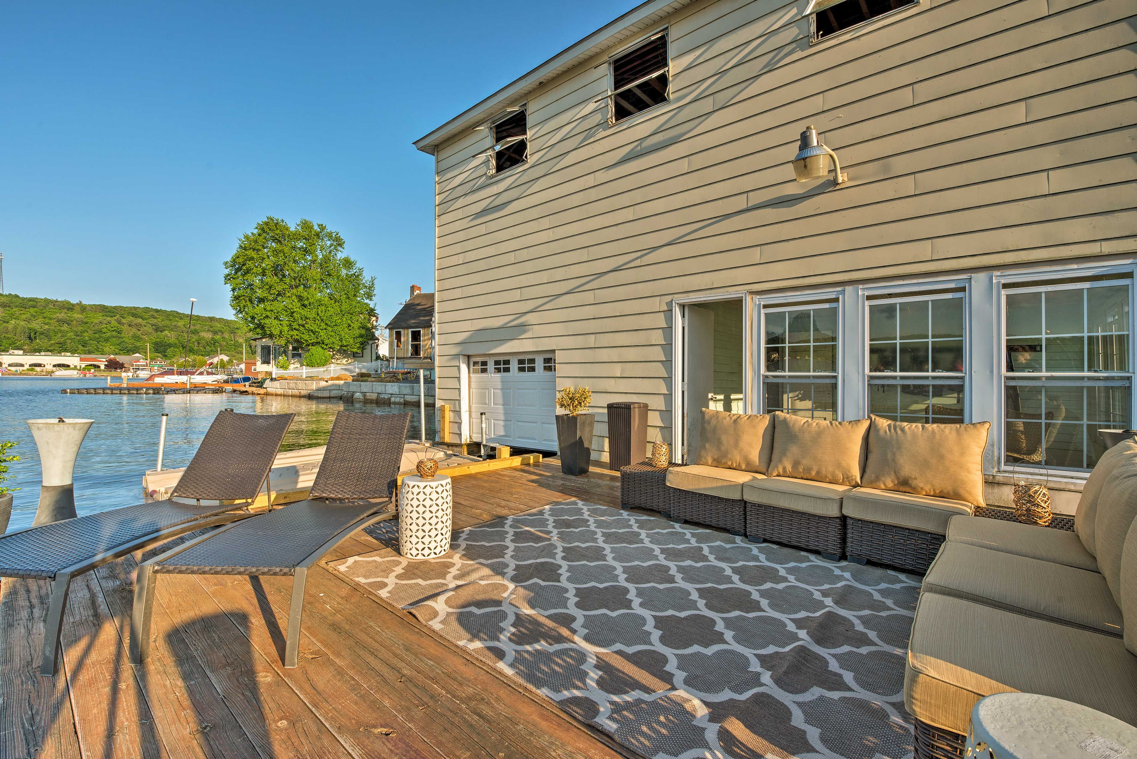 Furnished Dock