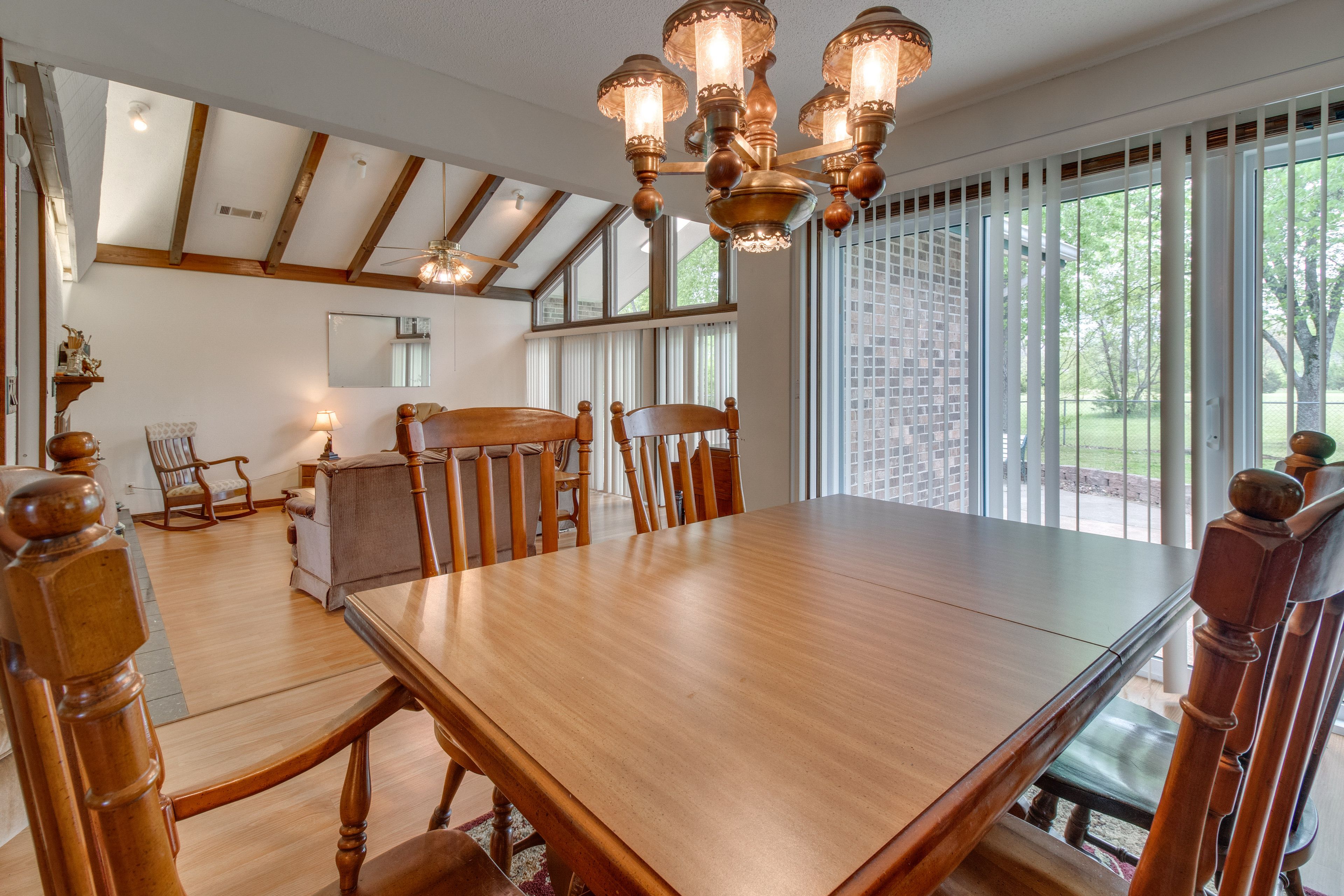 Dining Space | Dishware/Flatware