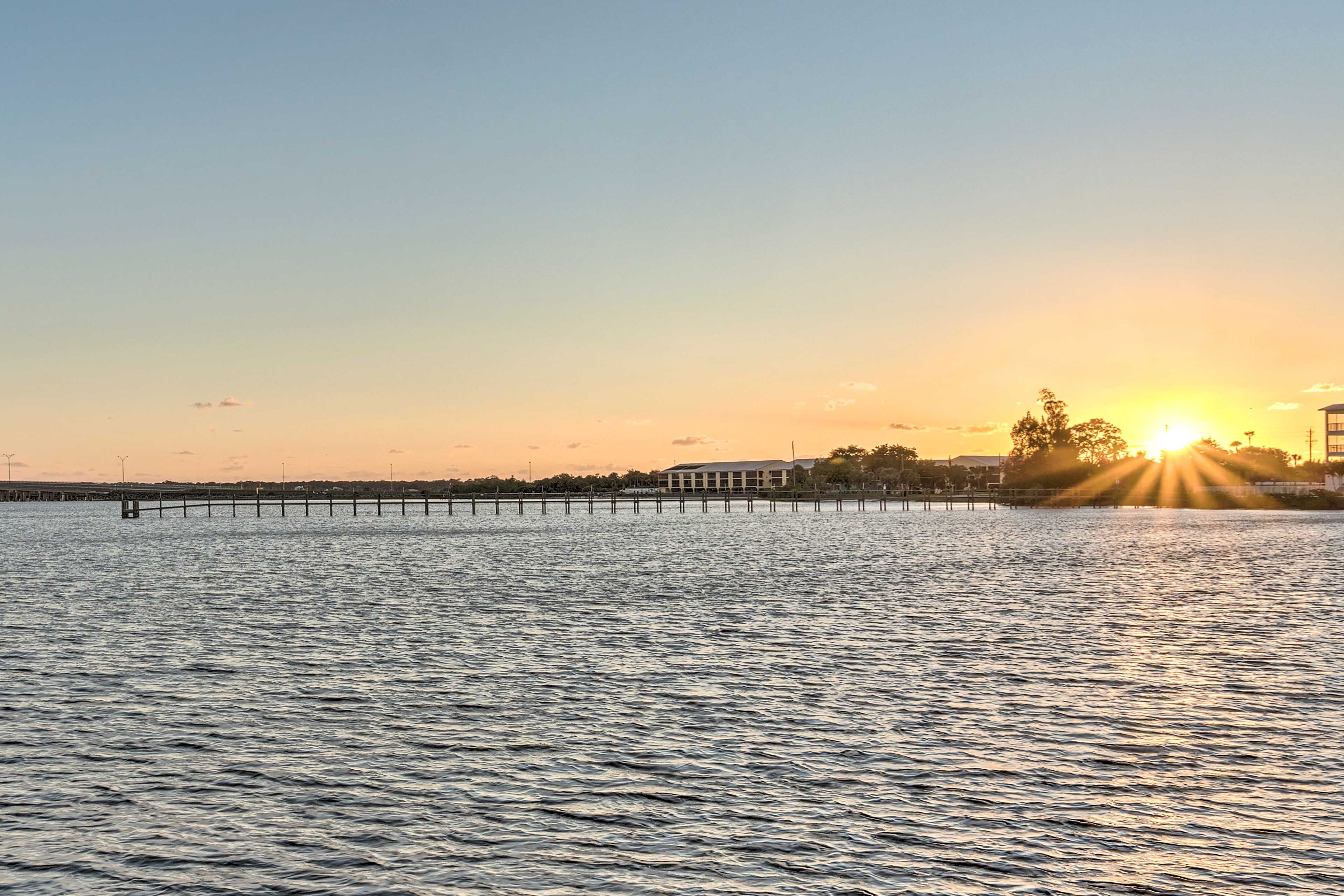 Waterfront Access & Views