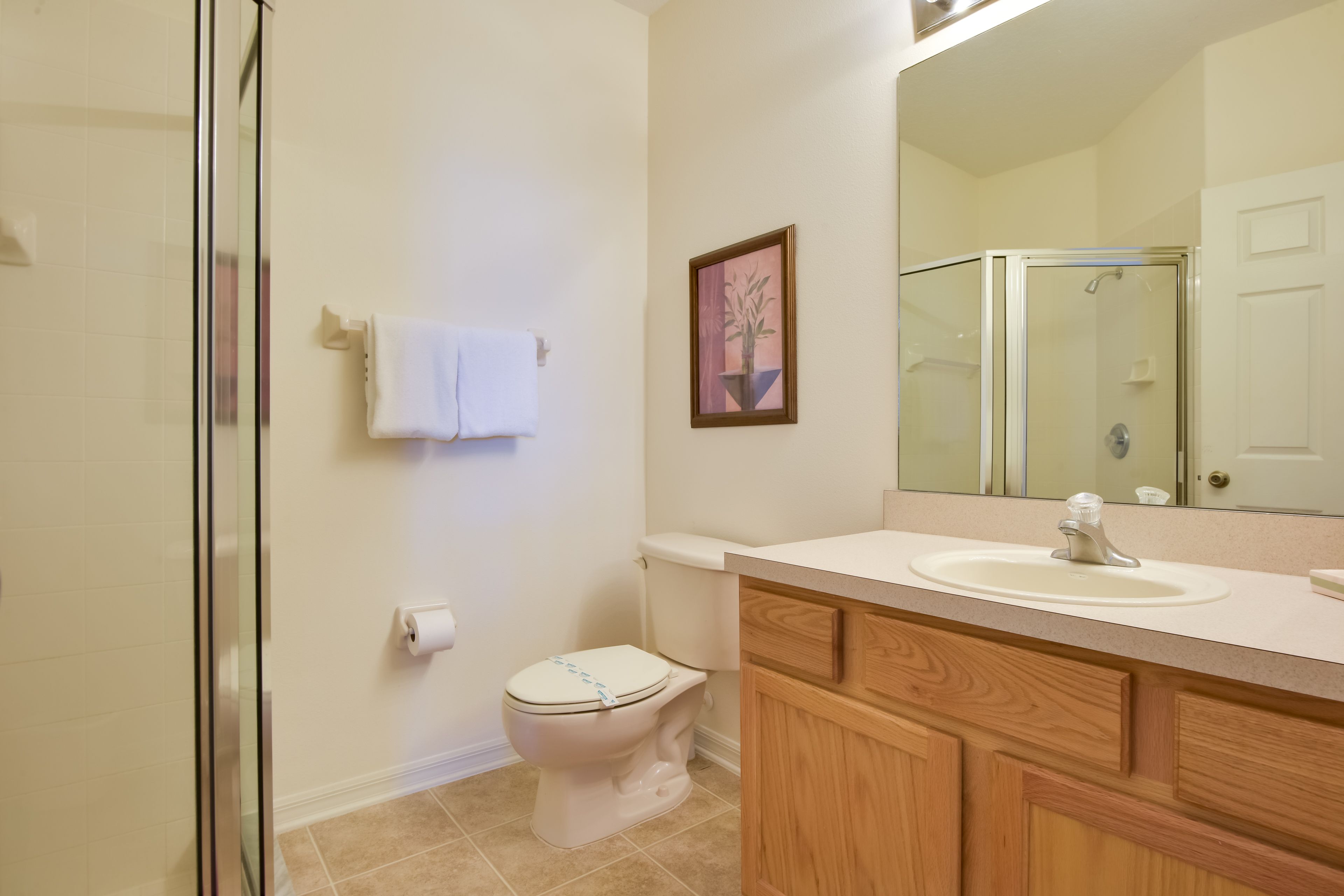 Full Bathroom | 1st Floor