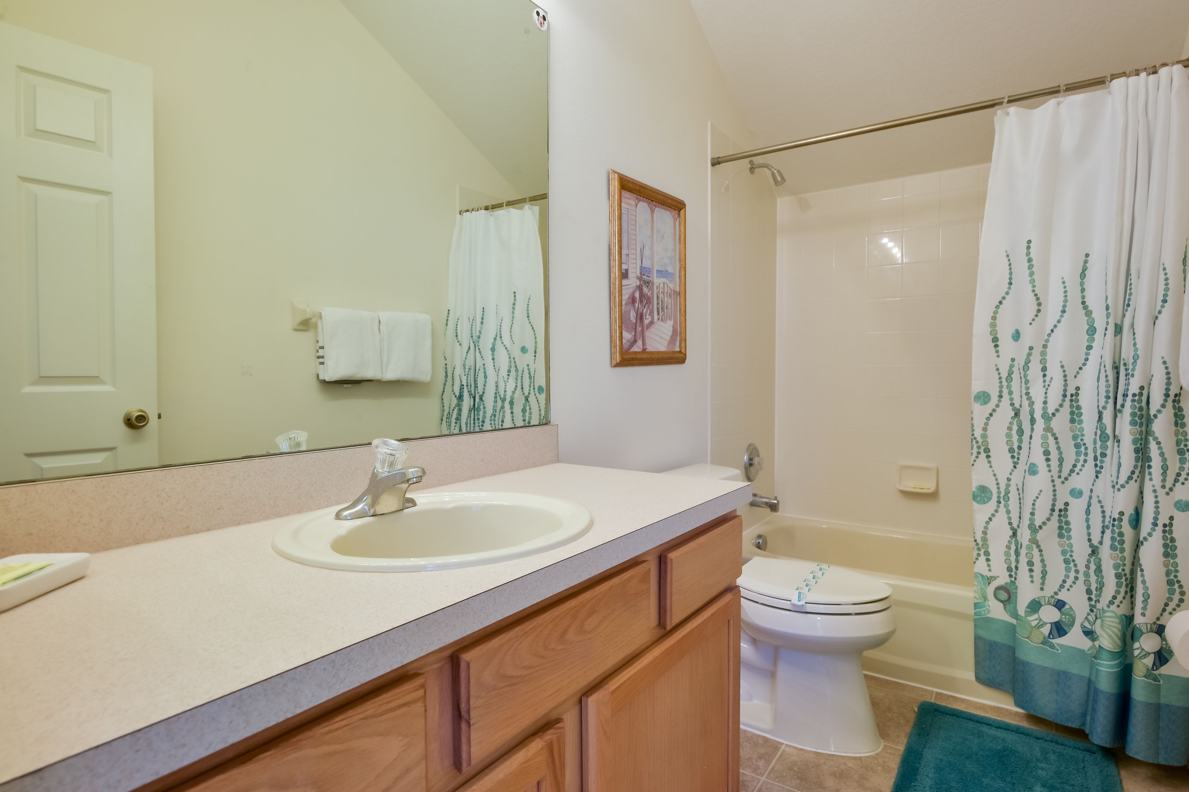 Full Bathroom | 2nd Floor