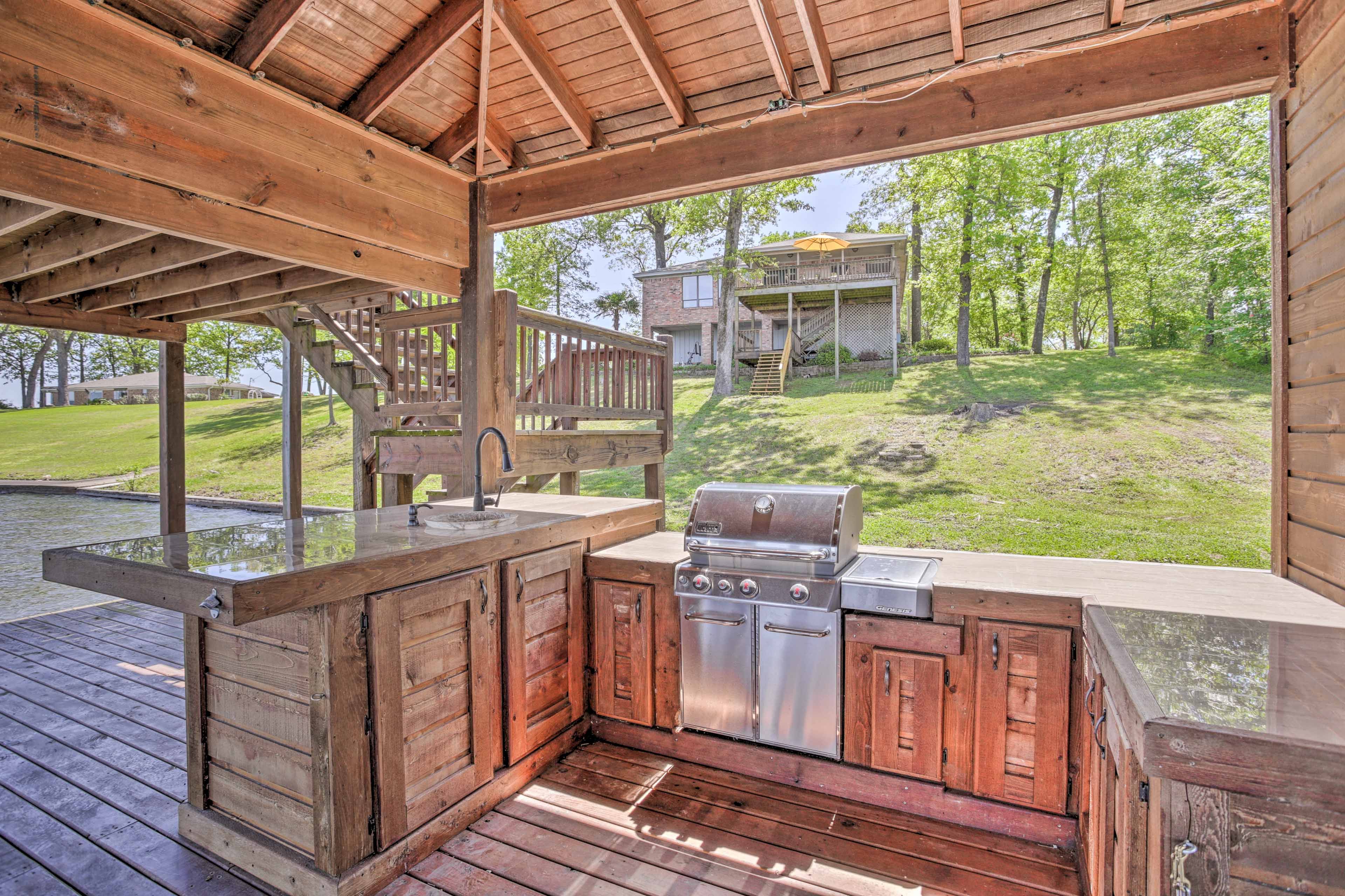 Up to 10 guests will love spending time on the private boathouse.