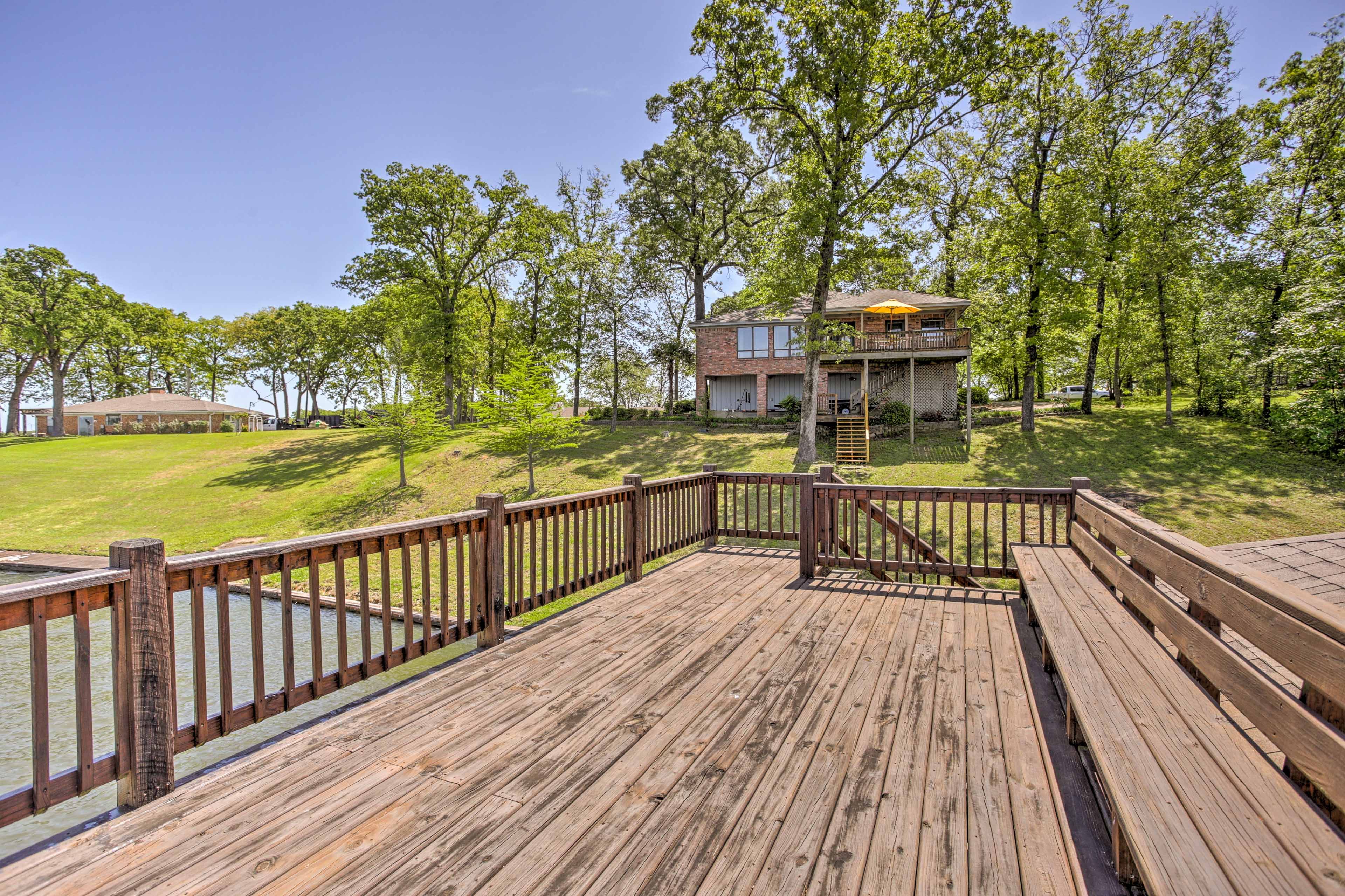 It doesn't get much better than life by the lake.