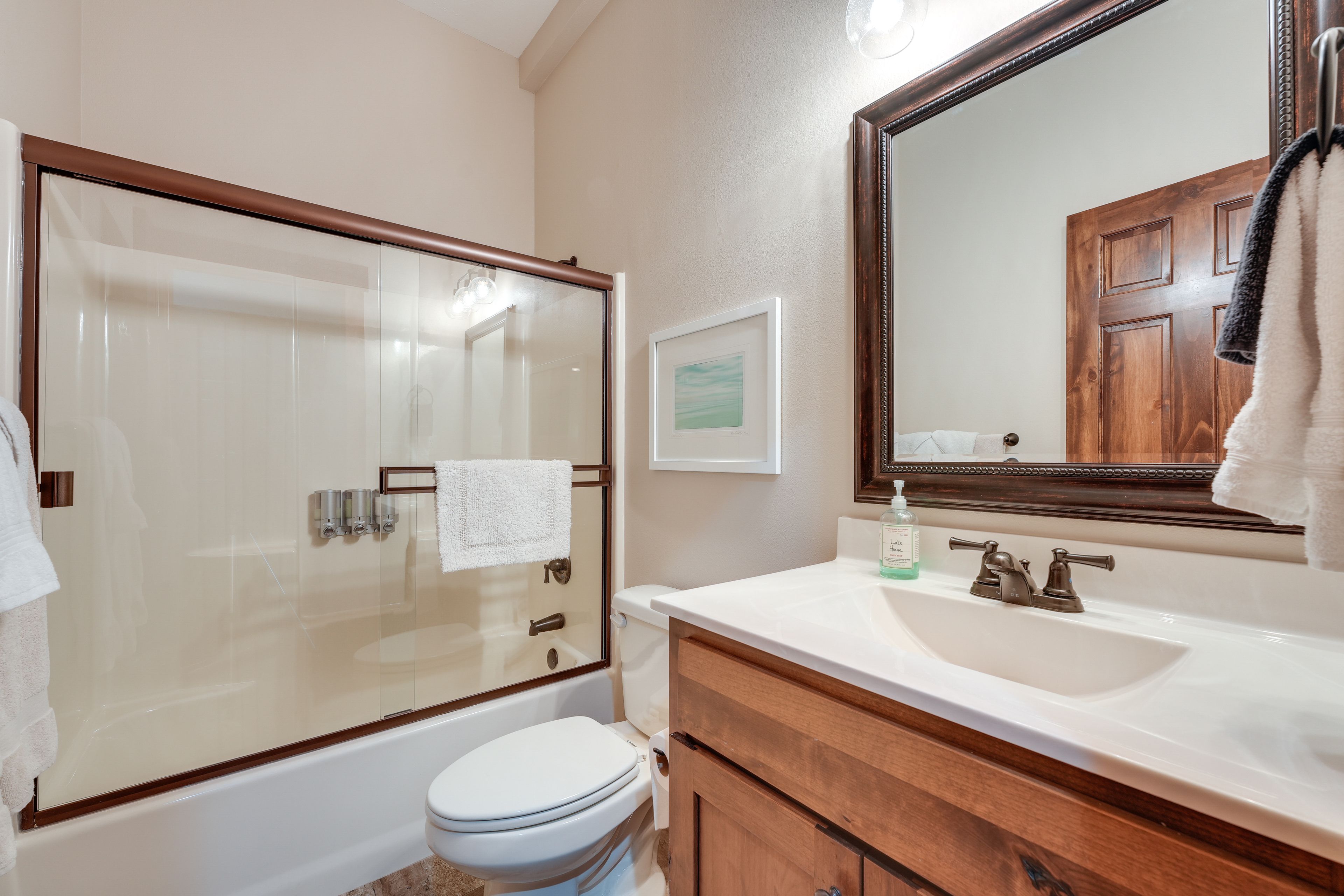 Full Bathroom