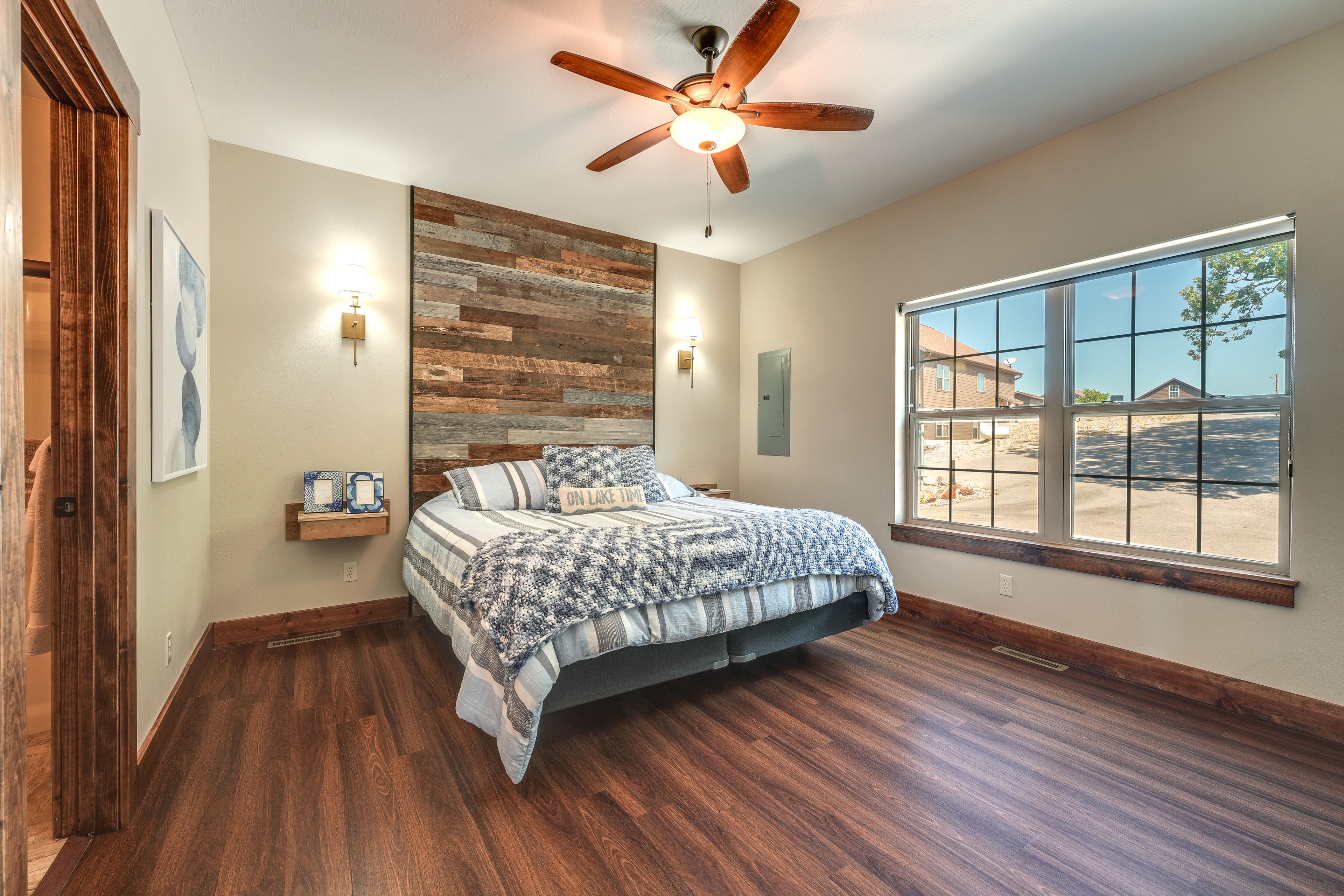 Bedroom 1 | King Bed | Luxury Bamboo Sheets | En-Suite Bathroom