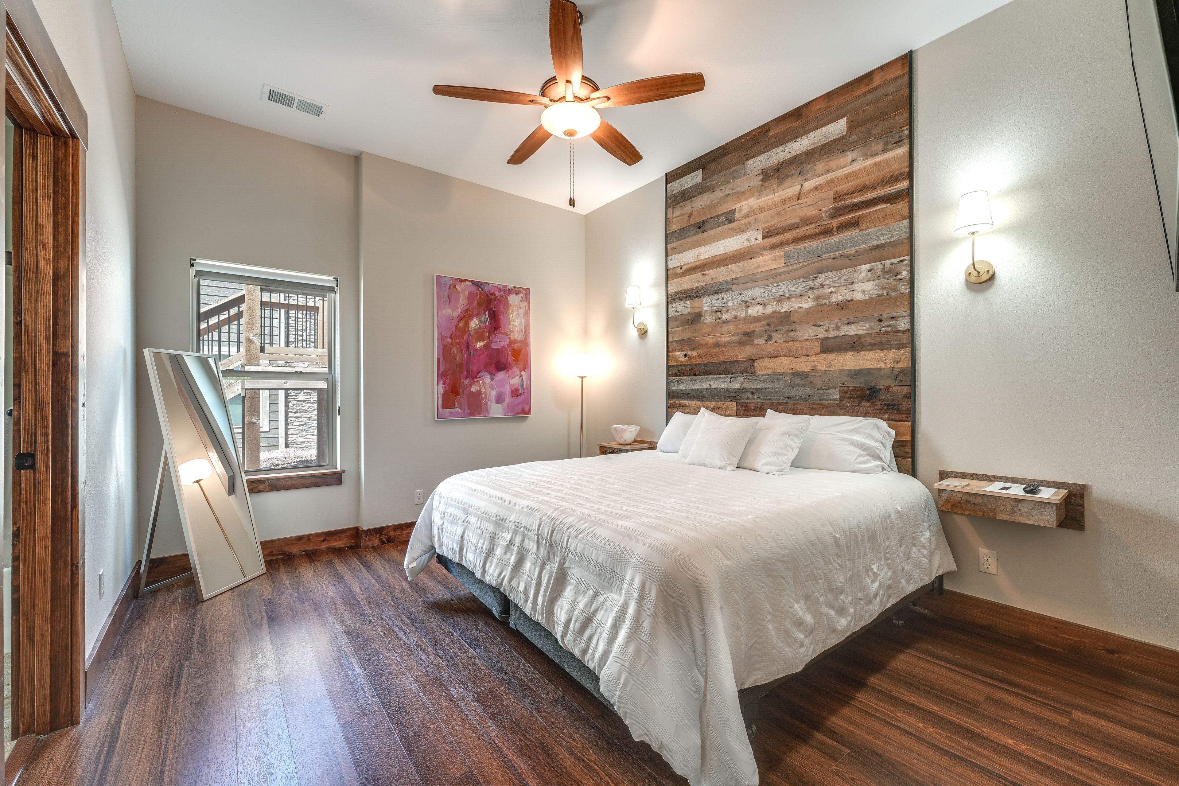 Bedroom 6 | King Bed | En-Suite Bathroom