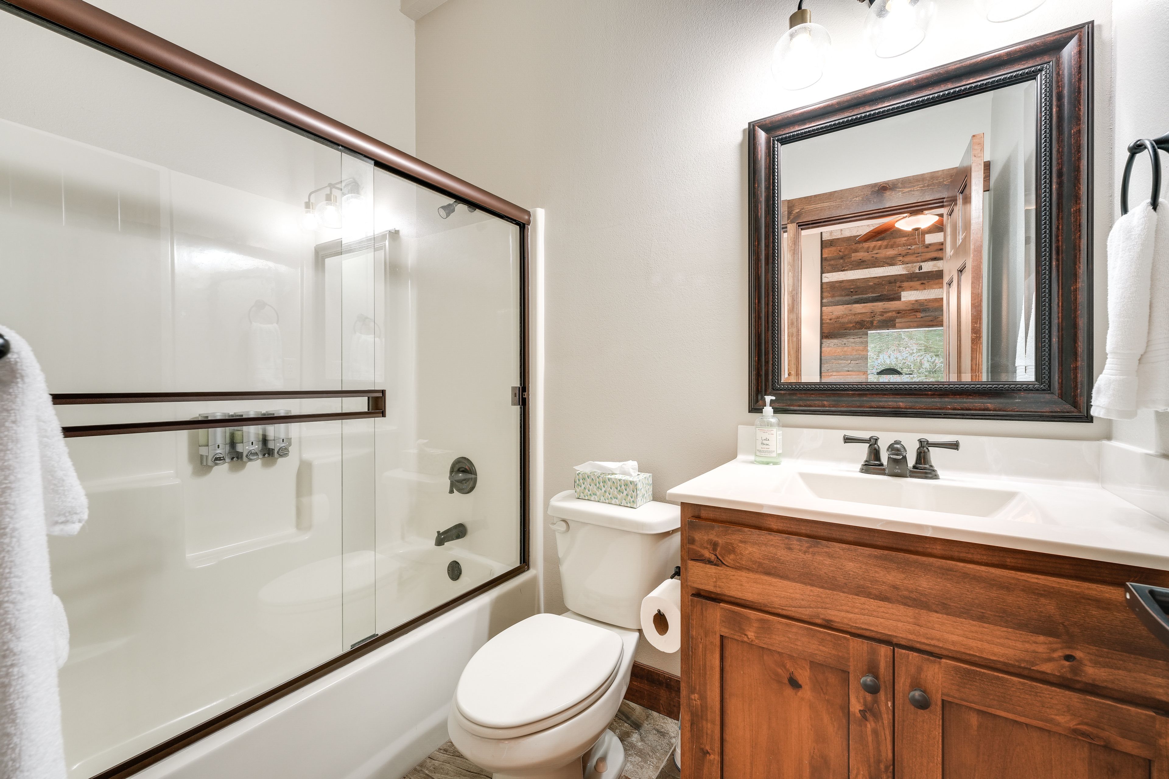 En-Suite Bathroom