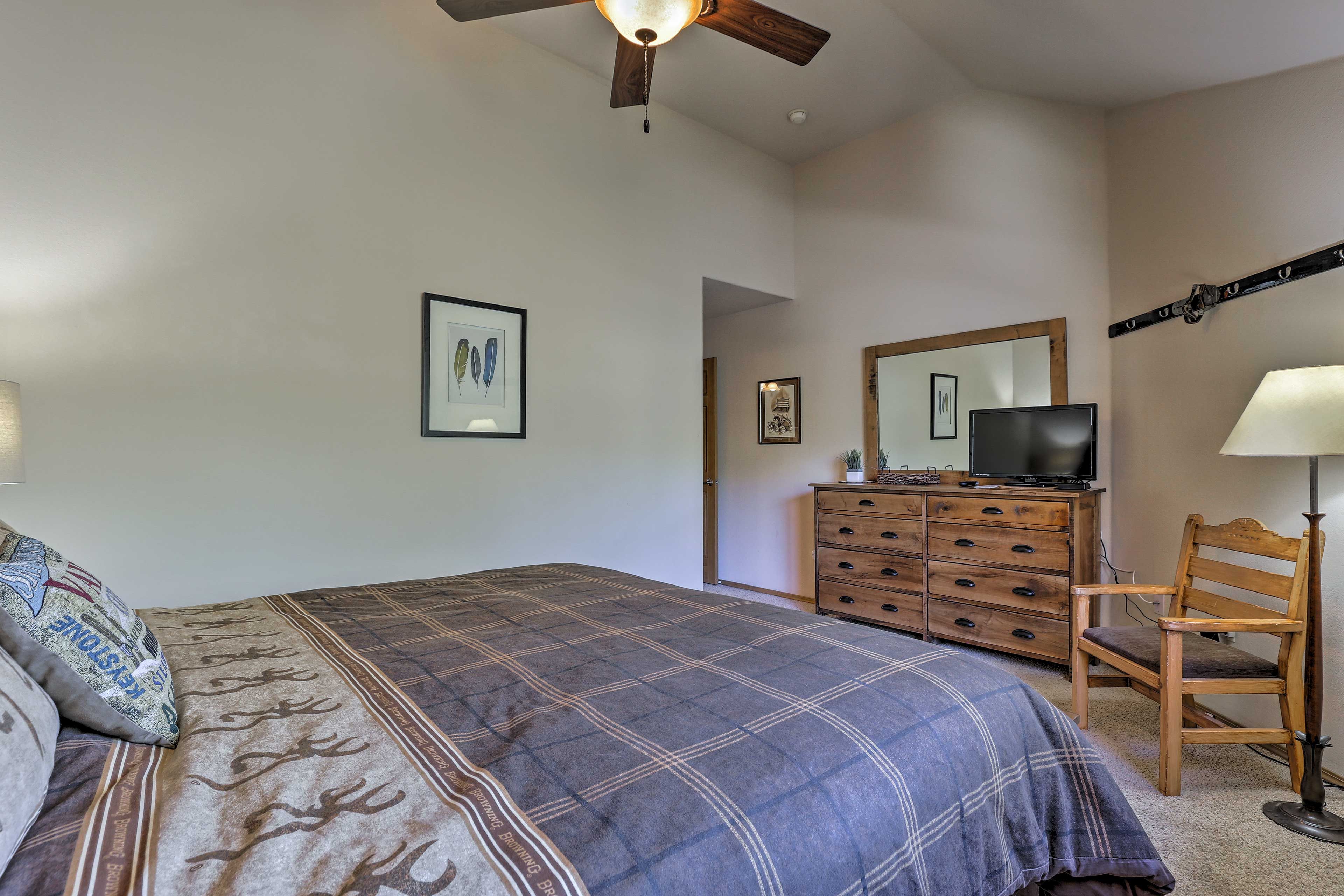 Dreams come easy in this cozy bed for 2.