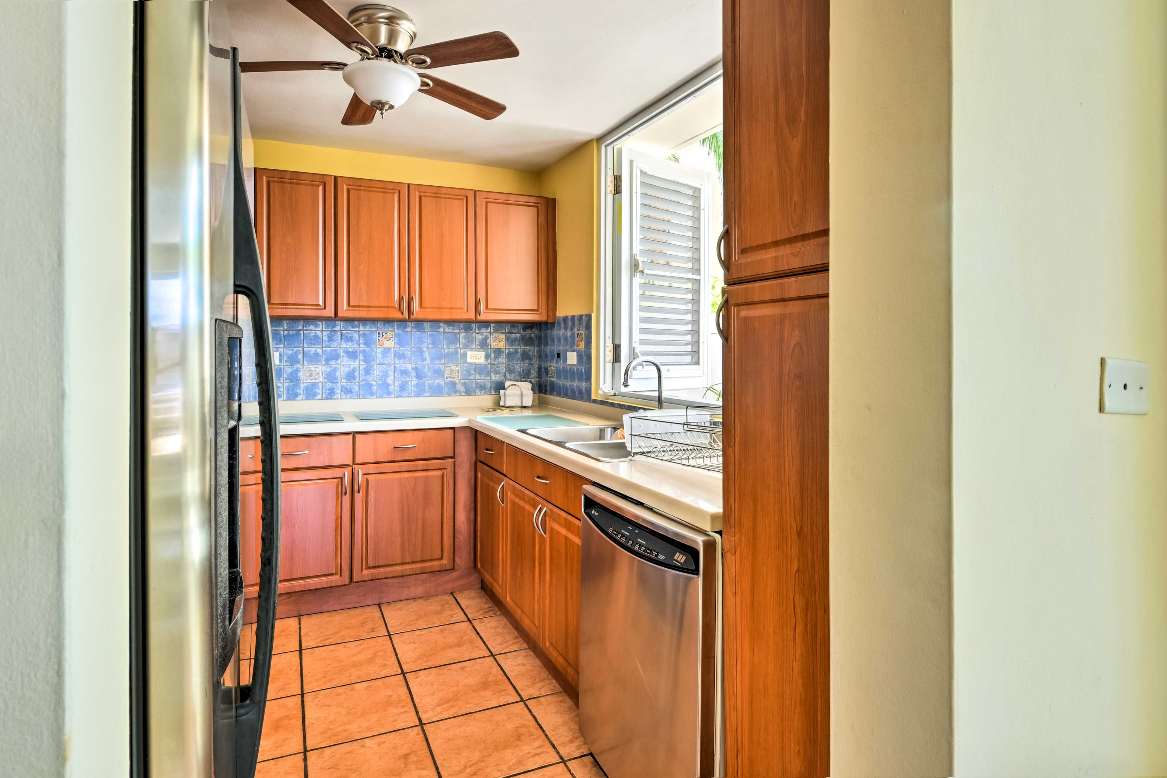 Kitchen | Toaster | Coffee Maker | Ice Maker | High Chair