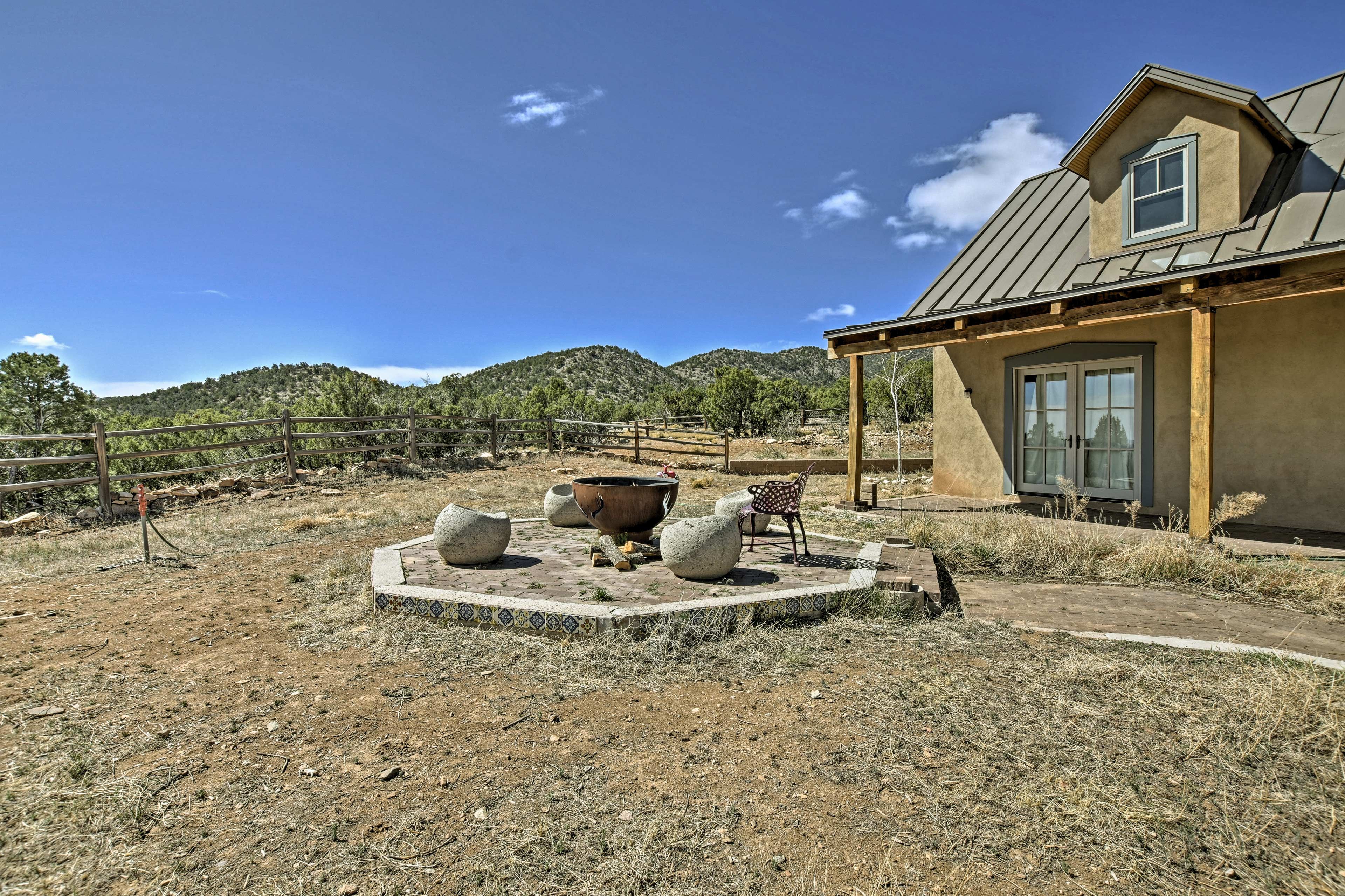 Exterior | Fire Pit | Mountain Views