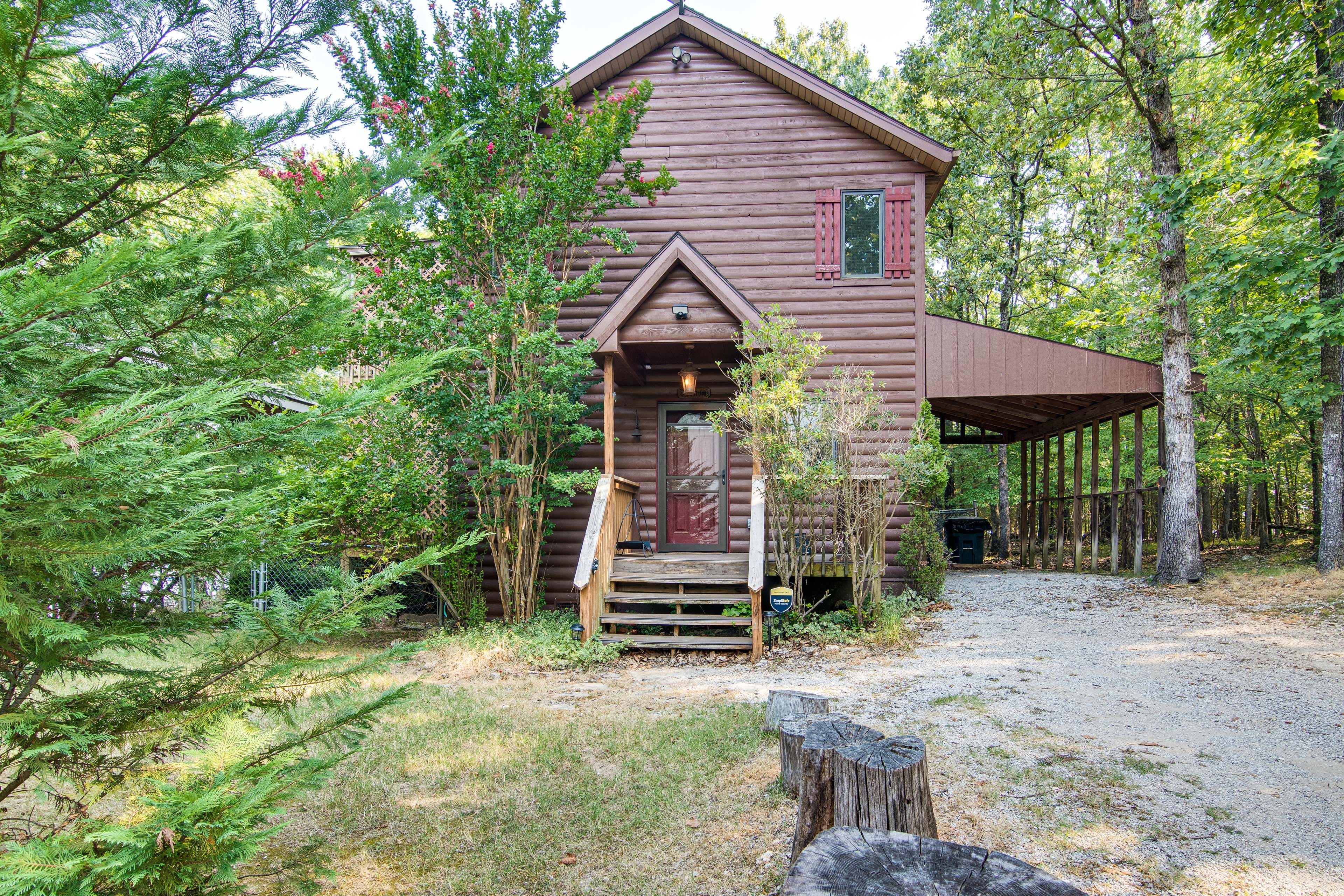Cabin Exterior | Fire Pit | Access to Table Rock Lake
